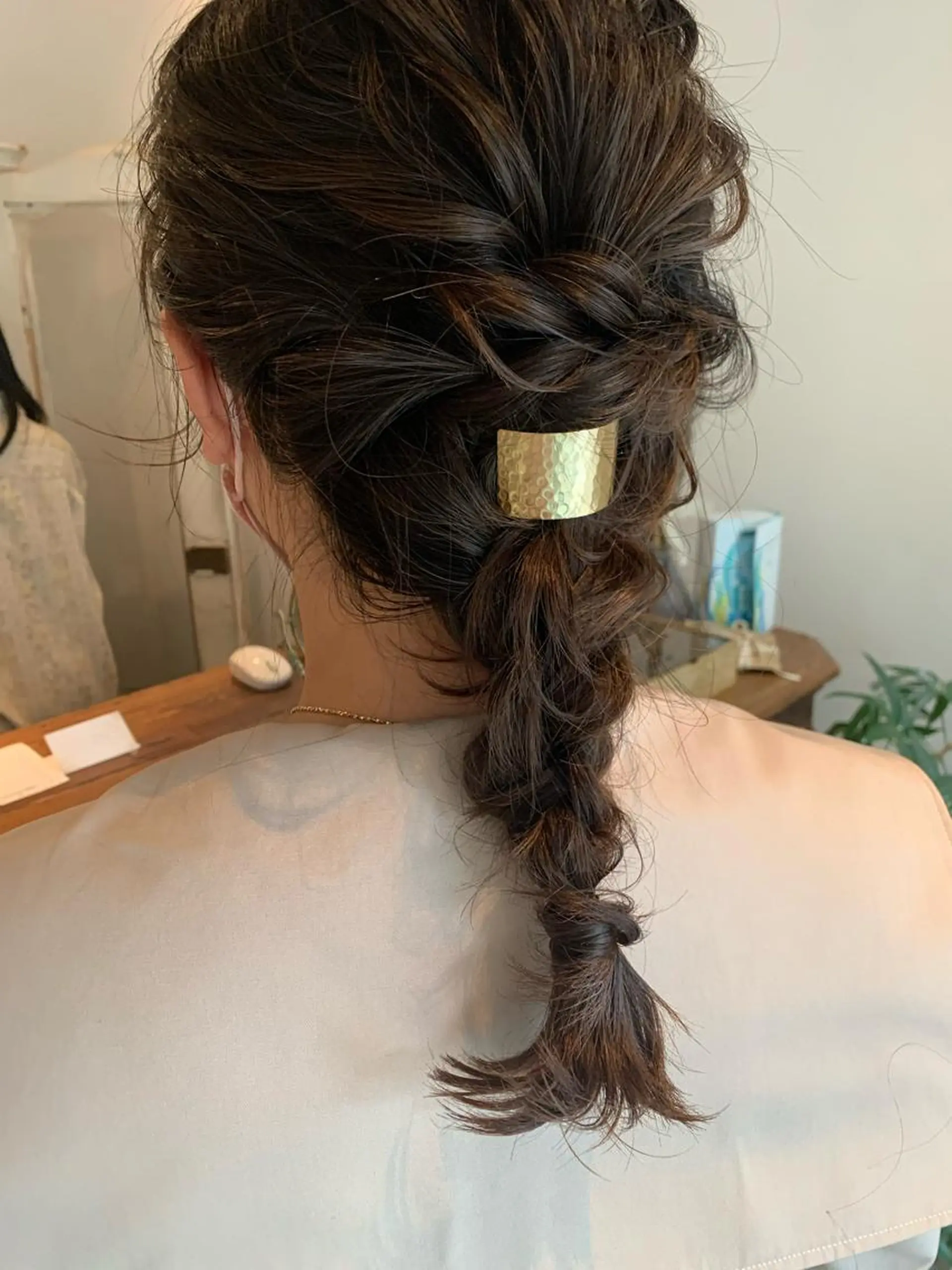 Asti blanche所属・ブリーチなしWカラー /地毛風/小林凪沙のヘアスタイル