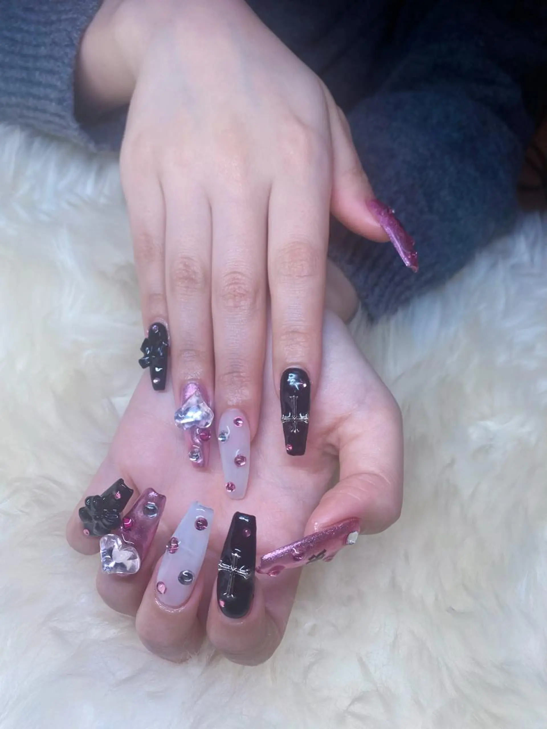 ロング ハンドネイル ハンドケア 💜MIYA nail川崎店のネイルデザイン