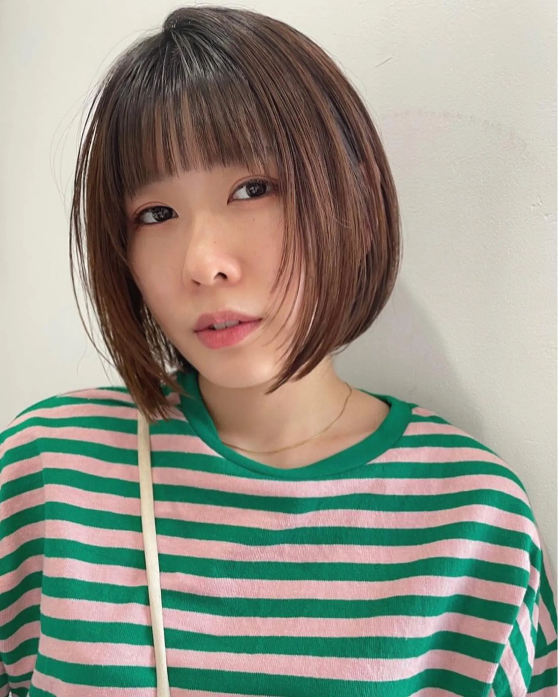 ショート カラー グラデーションカラー ボブ レイヤーカット カット ヘアカラー トリートメント Loom.所属・村上雅人 ナチュラルモードのヘアスタイル