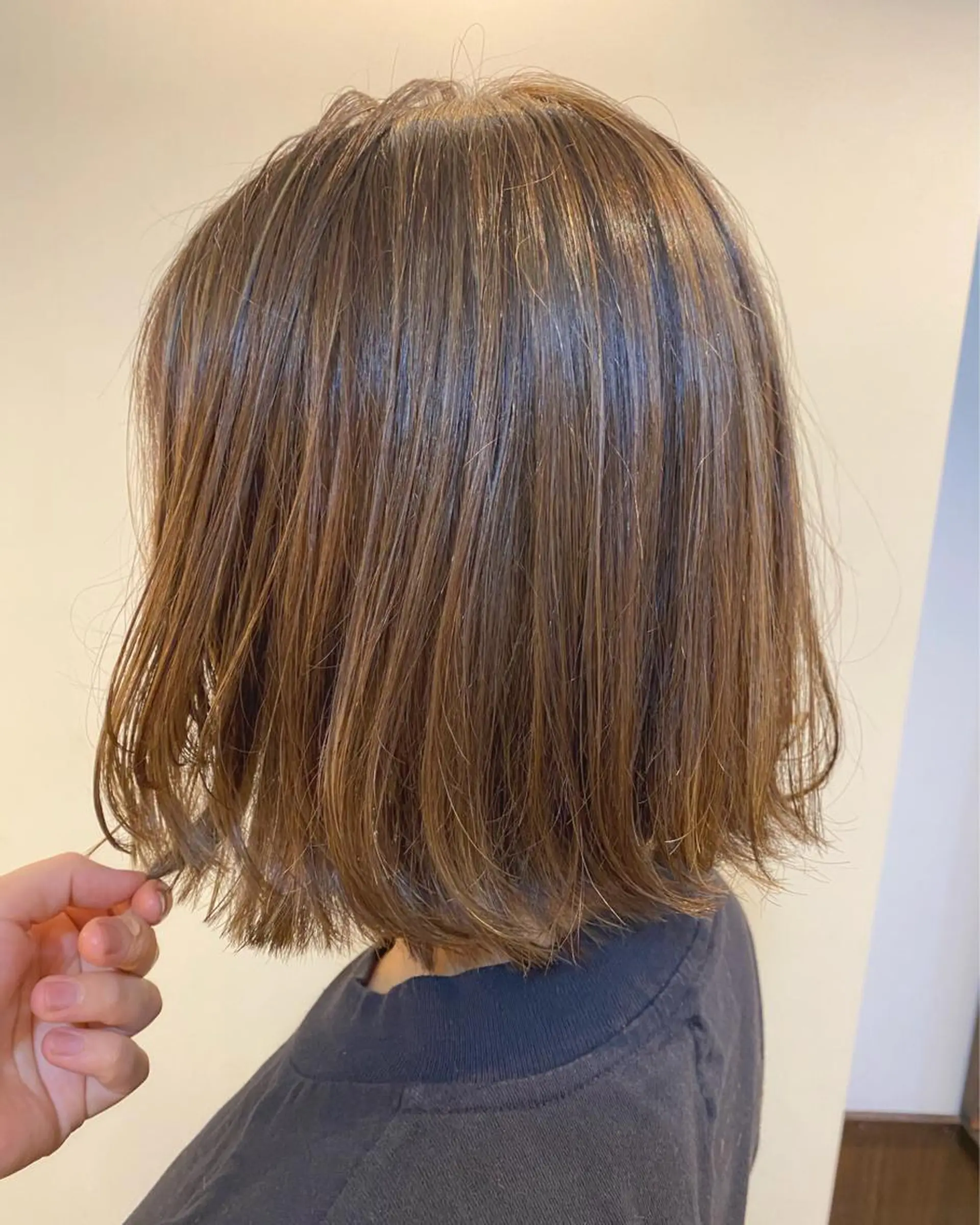 ミディアム 透明感カラー・ 髪質改善🩵イケダのヘアスタイル