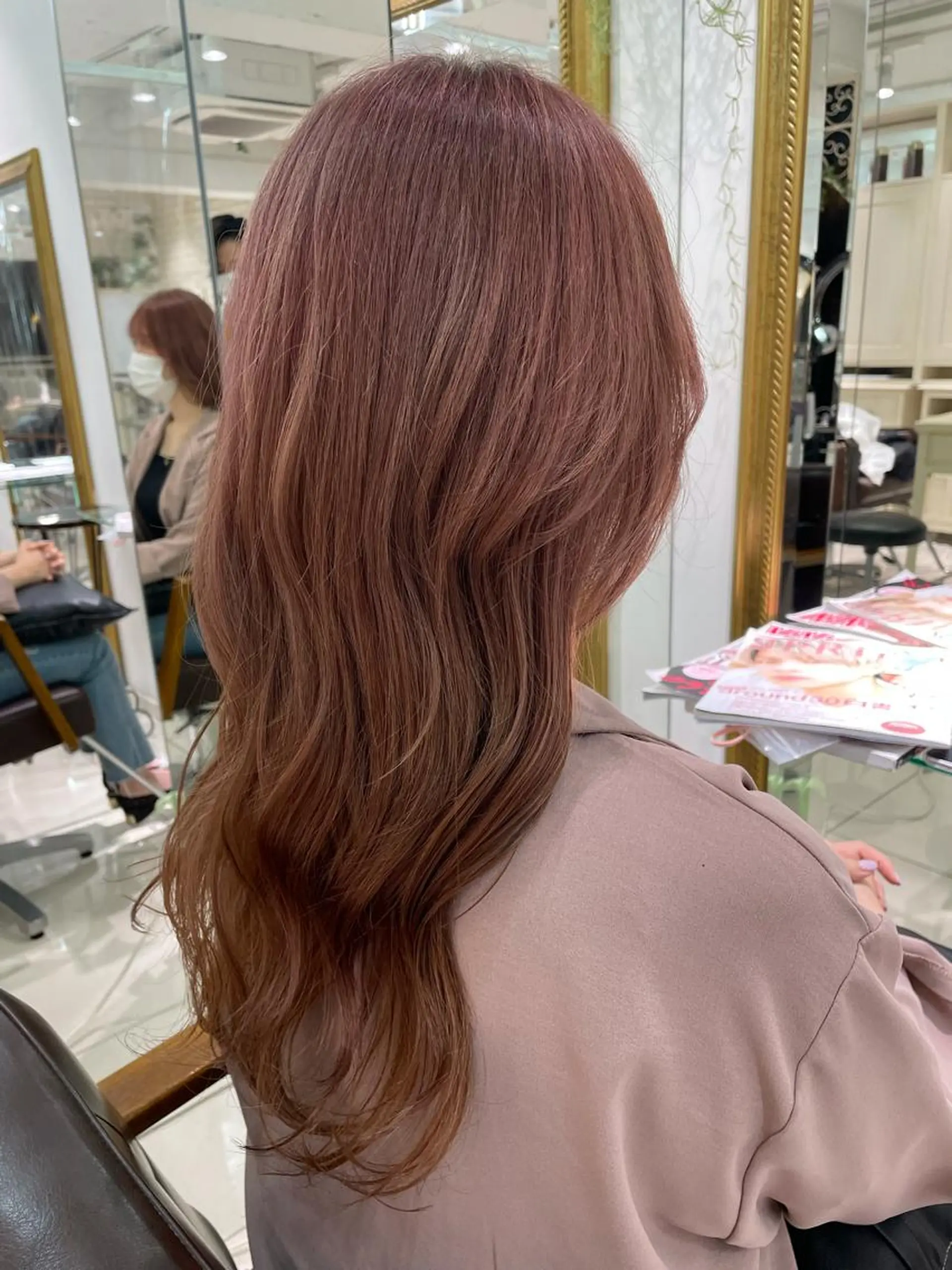 セミロング カラー FORTE表参道所属・🥀武藤 后花🥀のヘアスタイル