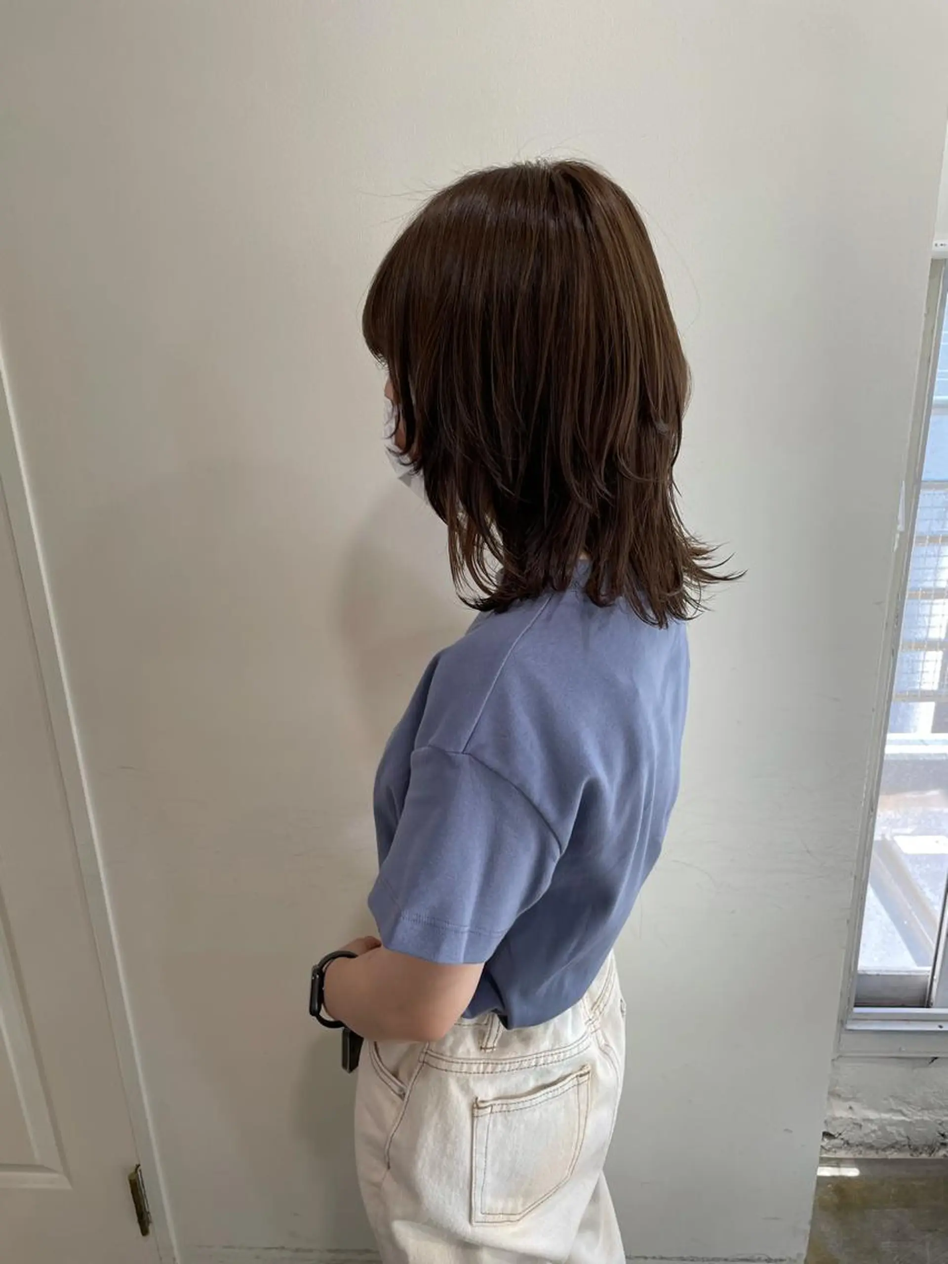 ミディアム カラー カット ヘアカラー トリートメント MIOベージュカラー 柔らかいカラーのヘアスタイル