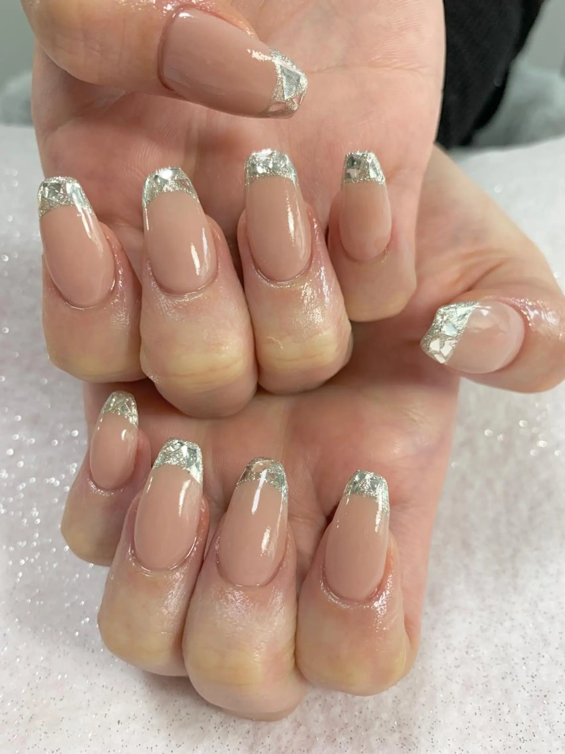 ネイル フレンチネイル ガラスフレンチ スカルプネイル ハンドネイル 手塚 里奈のネイルデザイン