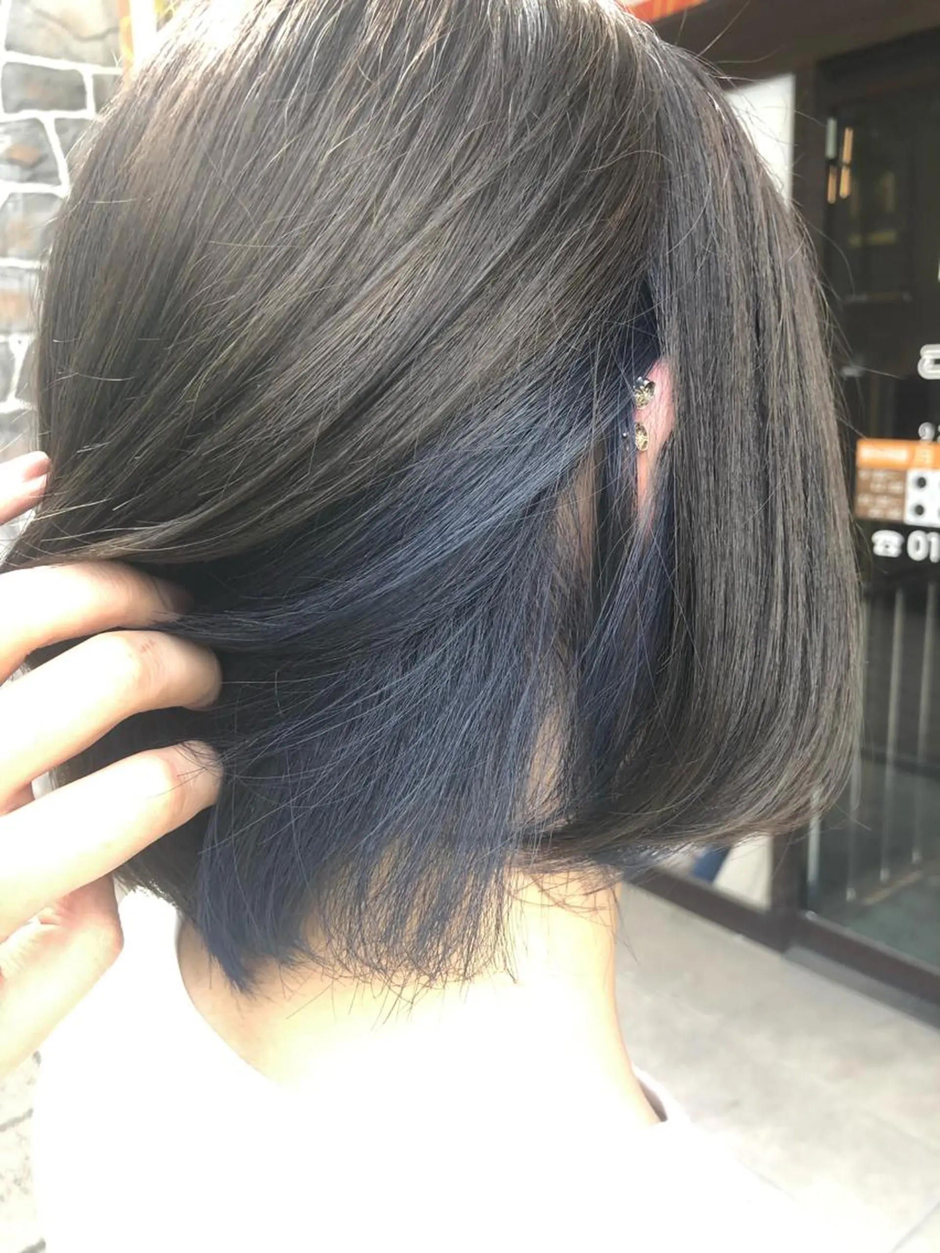 ショート カラー ブルーカラー グレージュ 💇🏼ショートヘア お任せ💁🏻‍♂️のヘアスタイル