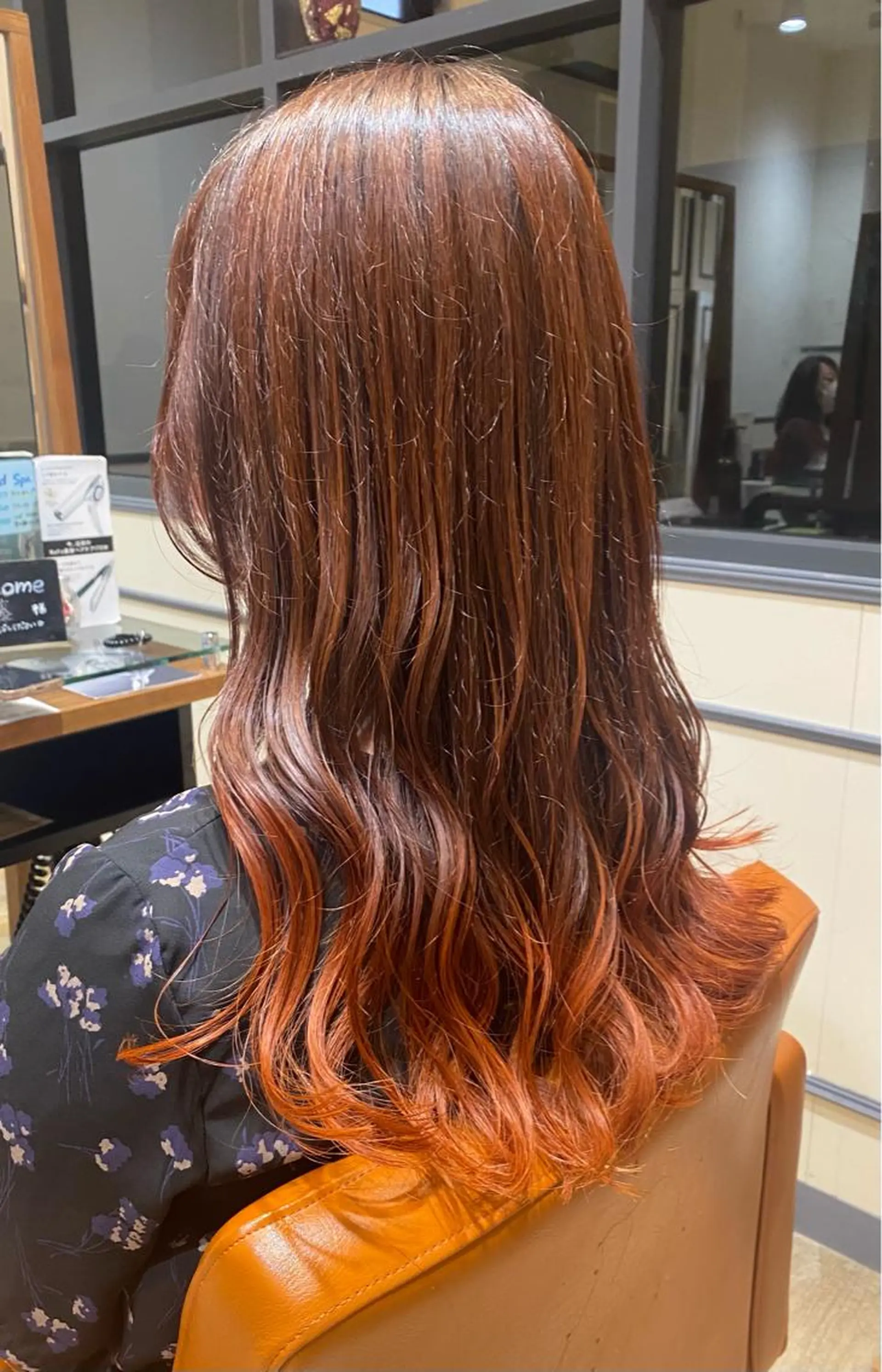 カラー 須藤 向日葵のヘアスタイル