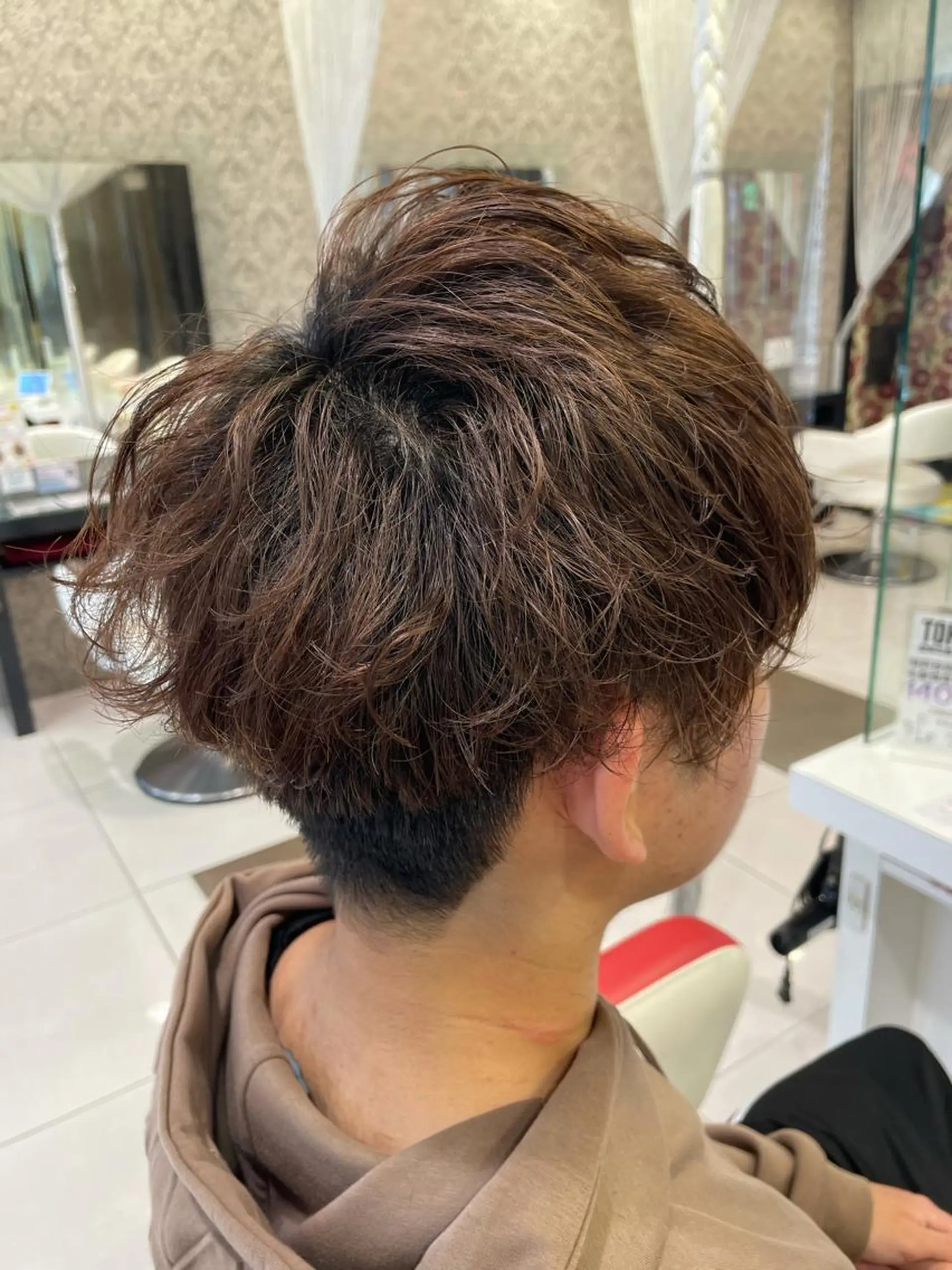 ミディアム 白髪ぼかし＆ショート ＆ツヤ髪💎YUMAのヘアスタイル