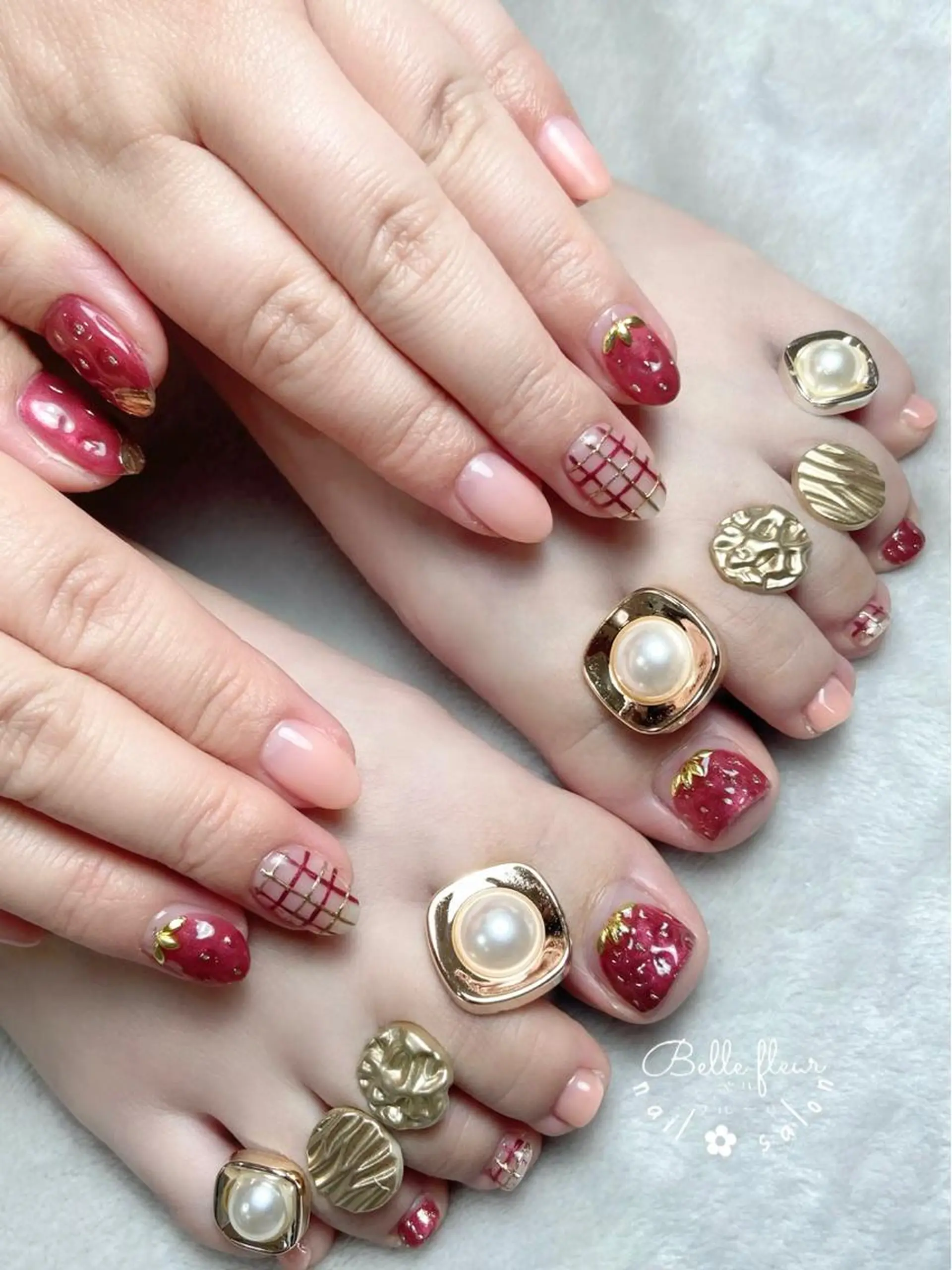 ネイル おそろいネイル ﾈｲﾙｻﾛﾝ Bellefleurのネイルデザイン