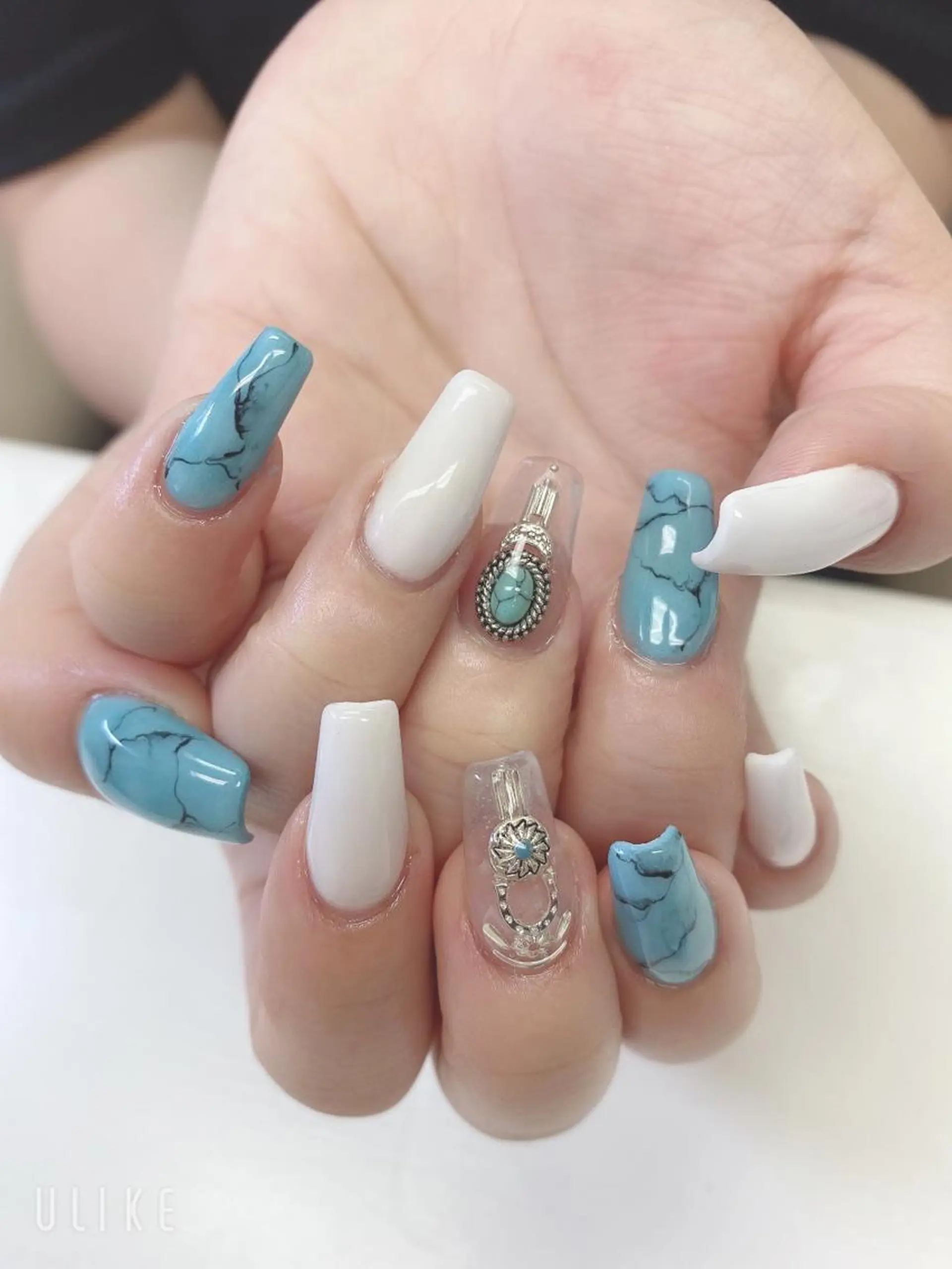 ミディアム ハンドネイル JNA認定講師🌸 RIEのネイルデザイン