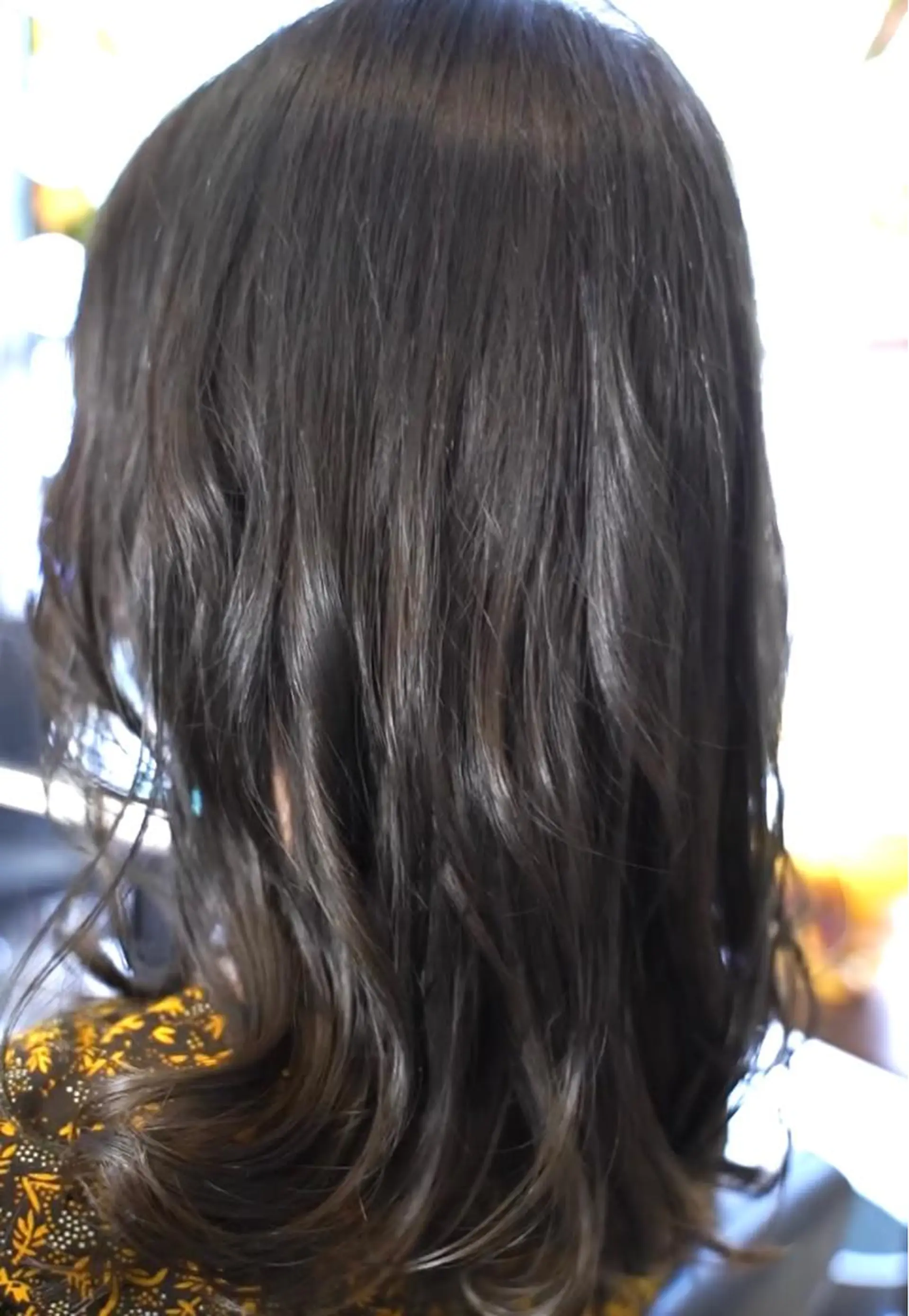 セミロング カラー アッシュ カット ヘアカラー トリートメント ブリーチなし透明感 タケザワミキのヘアスタイル