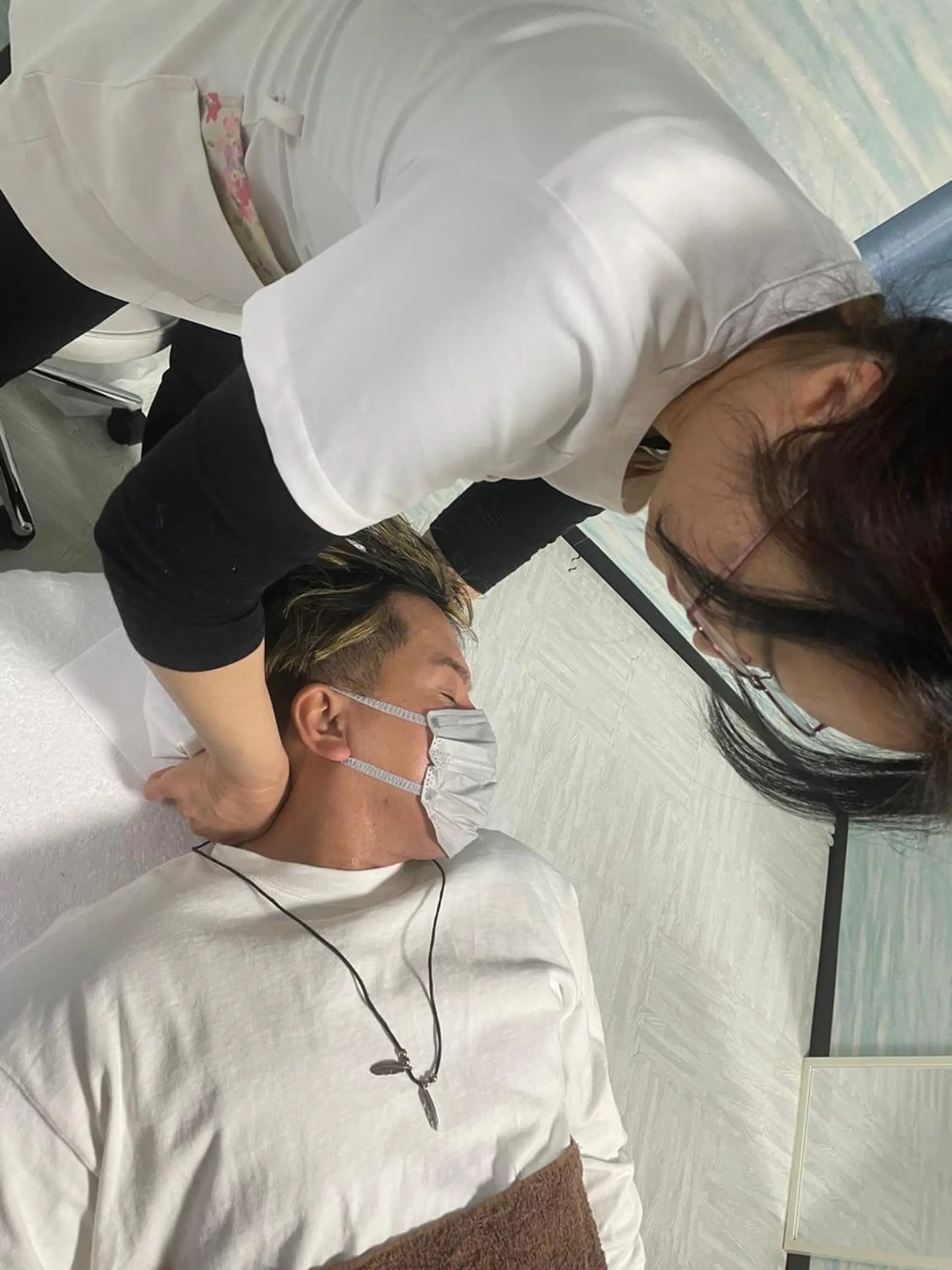 “メイクしたまま"即小顔【美针】mihari所属・小顔矯正マッサージ mihari　栄店のエステ・リラクイメージ