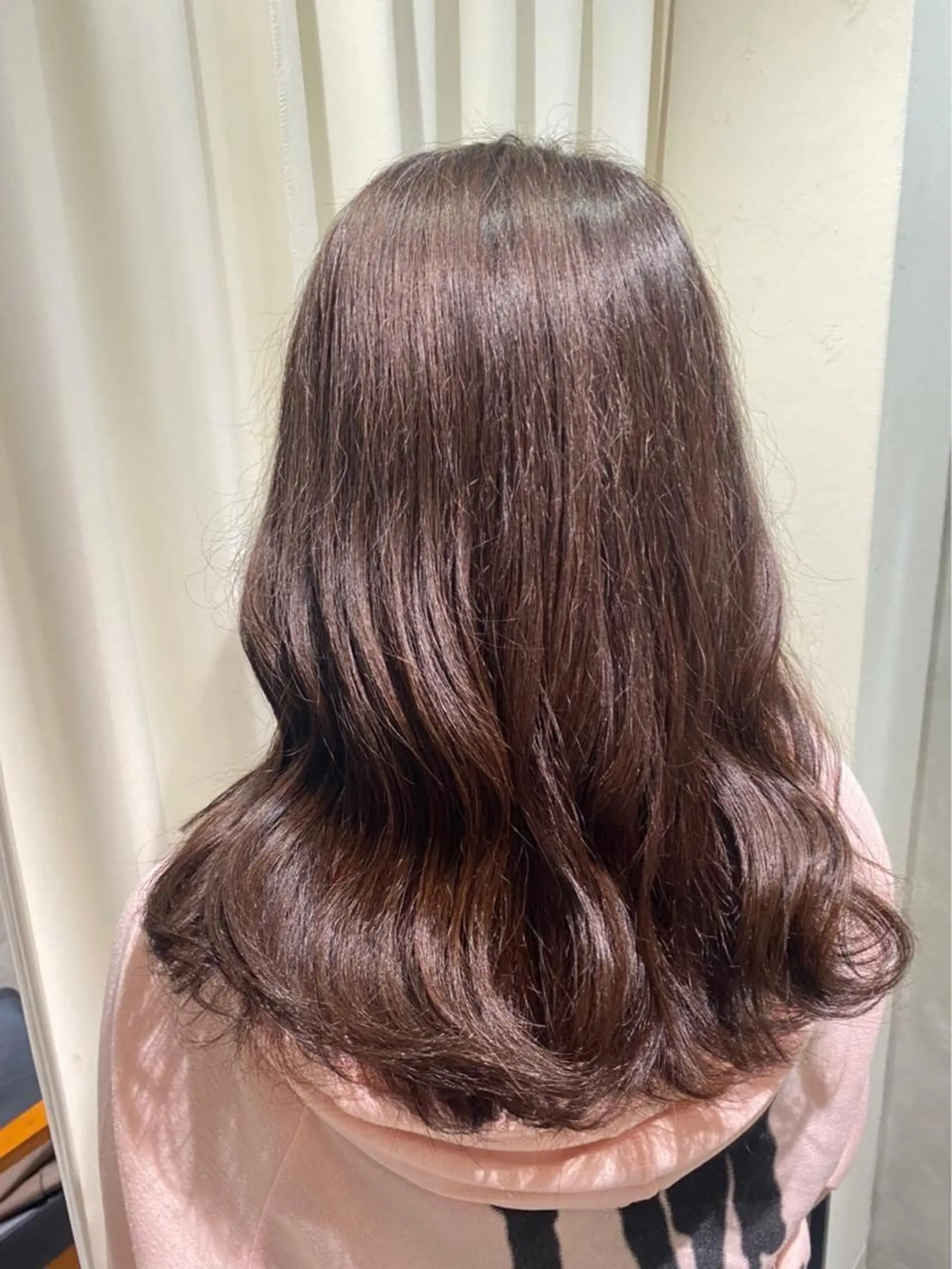 ロング カラー ブラウンカラー ピンクカラー ヘアカラー 黒井 瑠菜のヘアスタイル