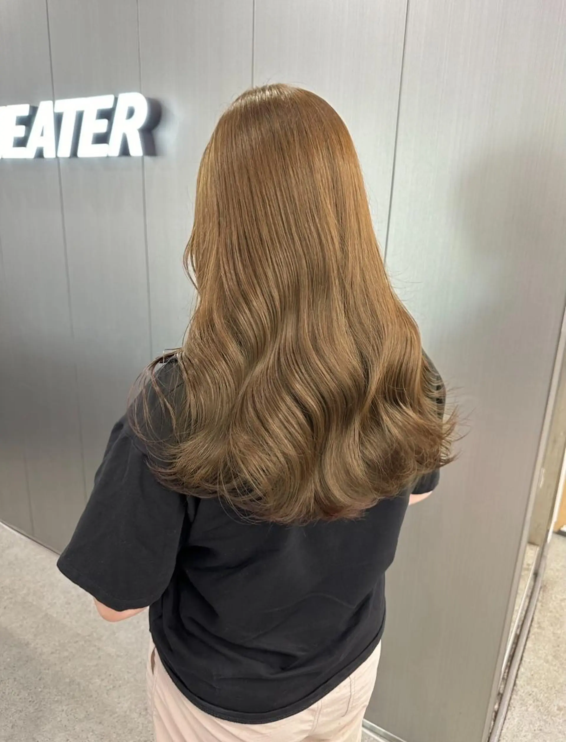 カラー セミロング ヘアカラー くすみミルクティー／ ブラウン🪡TOWAのヘアスタイル