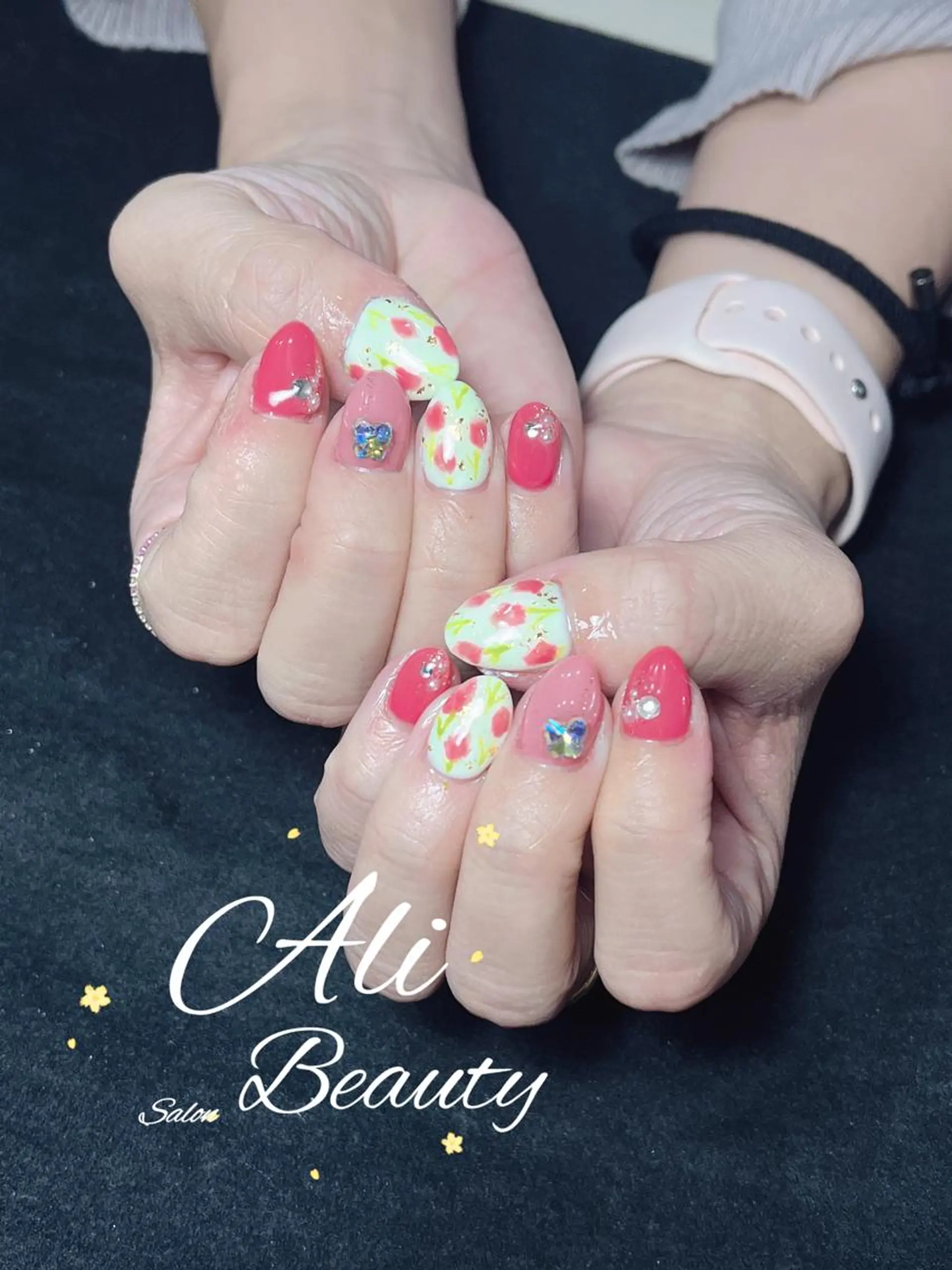 ネイル Ali 新小岩 ネイル専門のネイルデザイン