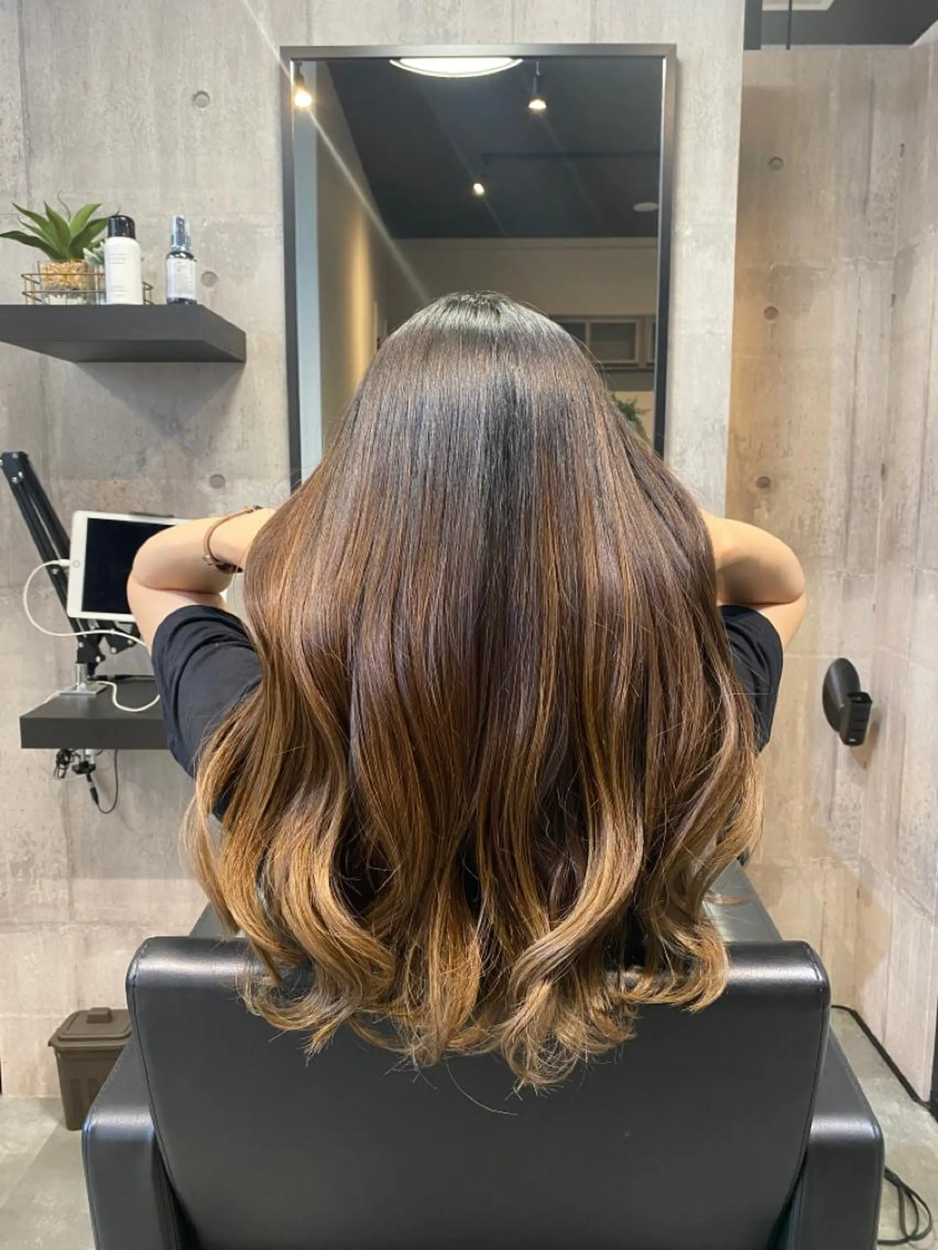 ロング カラー 🟡【美髪専門店】 ✨褒め髪/艶髪🟡のヘアスタイル