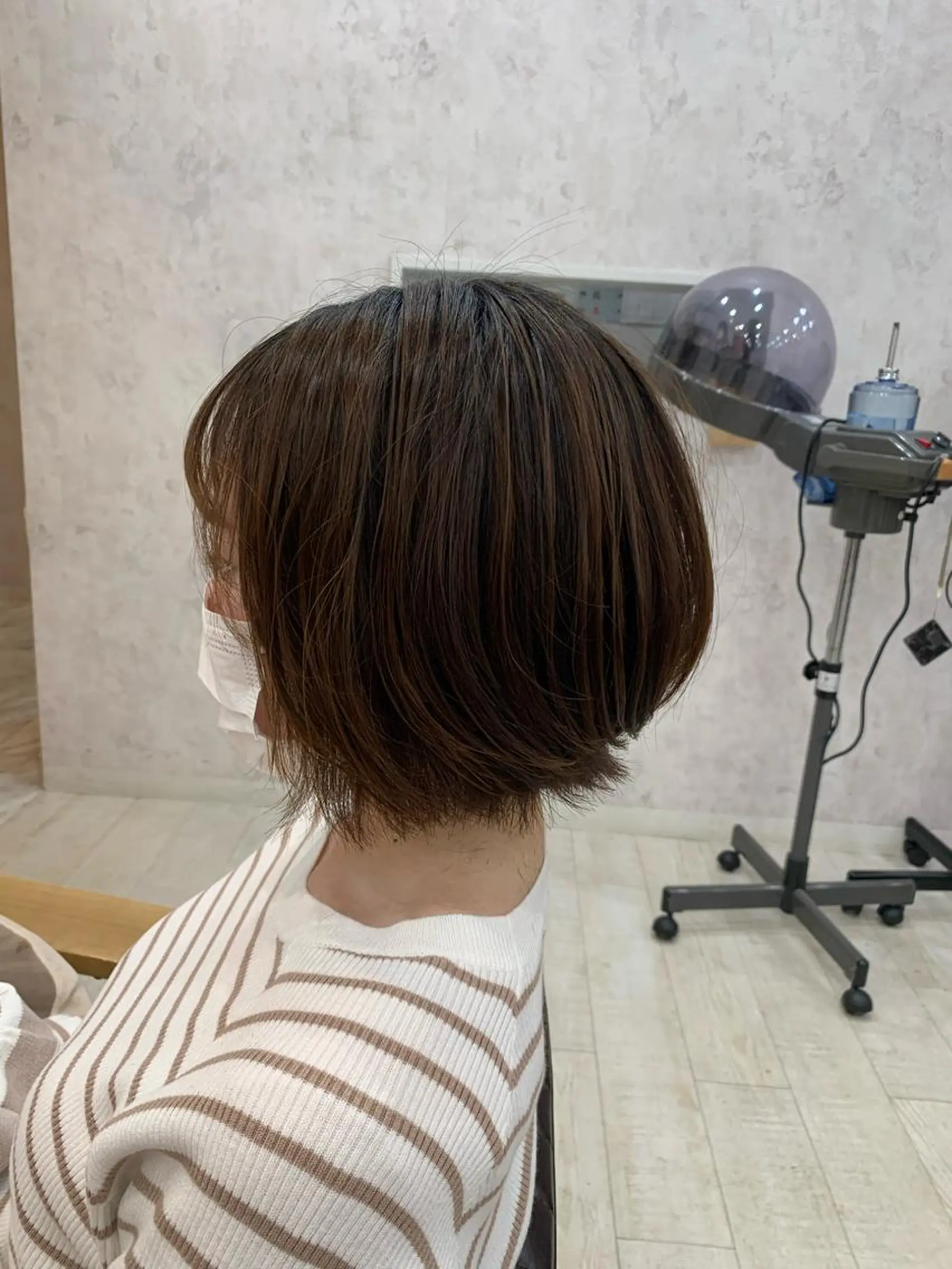 ショート カット 坂入 瑶希のヘアスタイル