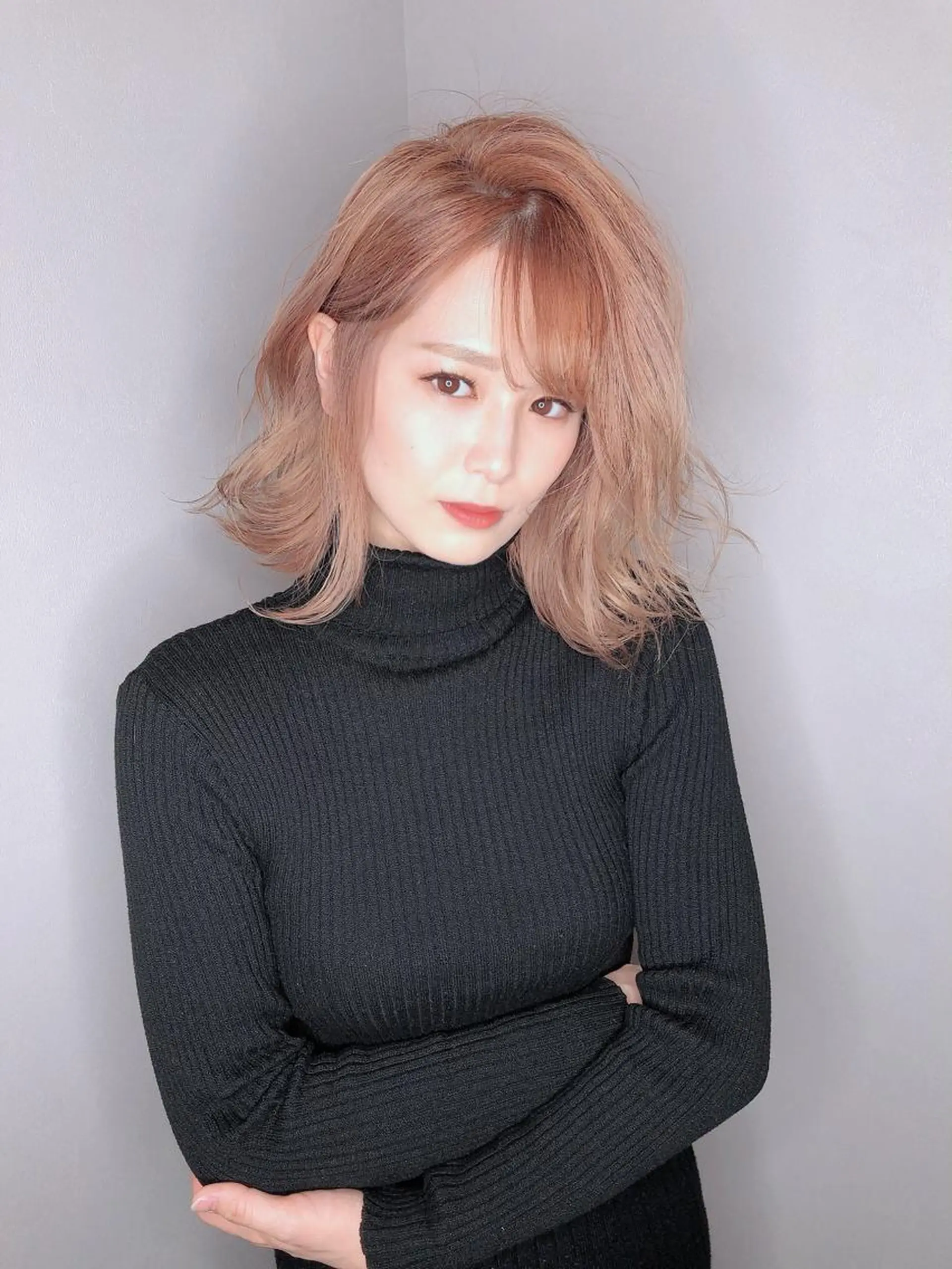 ミディアム カラー 💎エクステ専門店 BIZE梅田🇰🇷のヘアスタイル