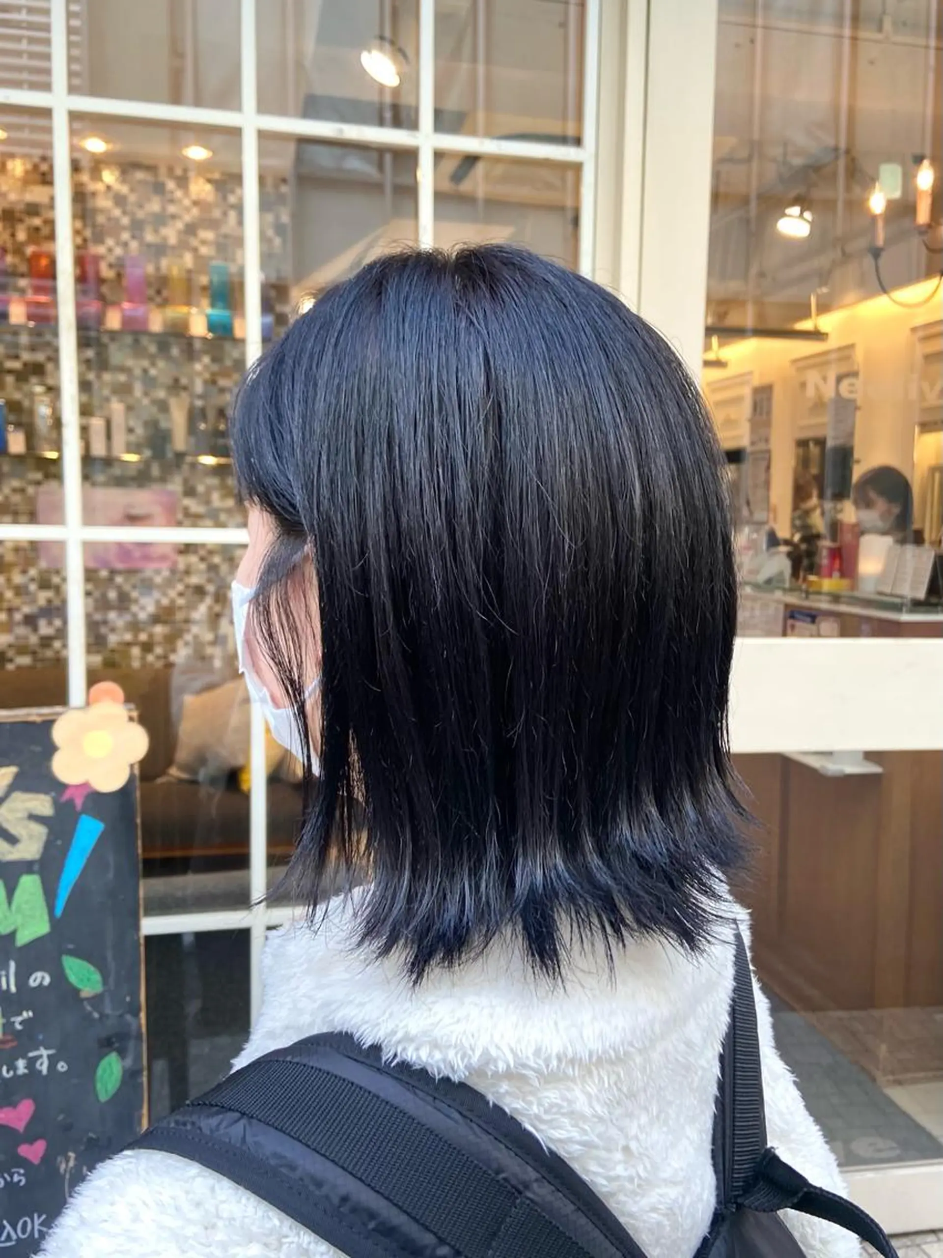 ミディアム カラー 黒髪 ブルーカラー ハイトーンカラー カット ヘアカラー 🫧 nanaco🫧のヘアスタイル