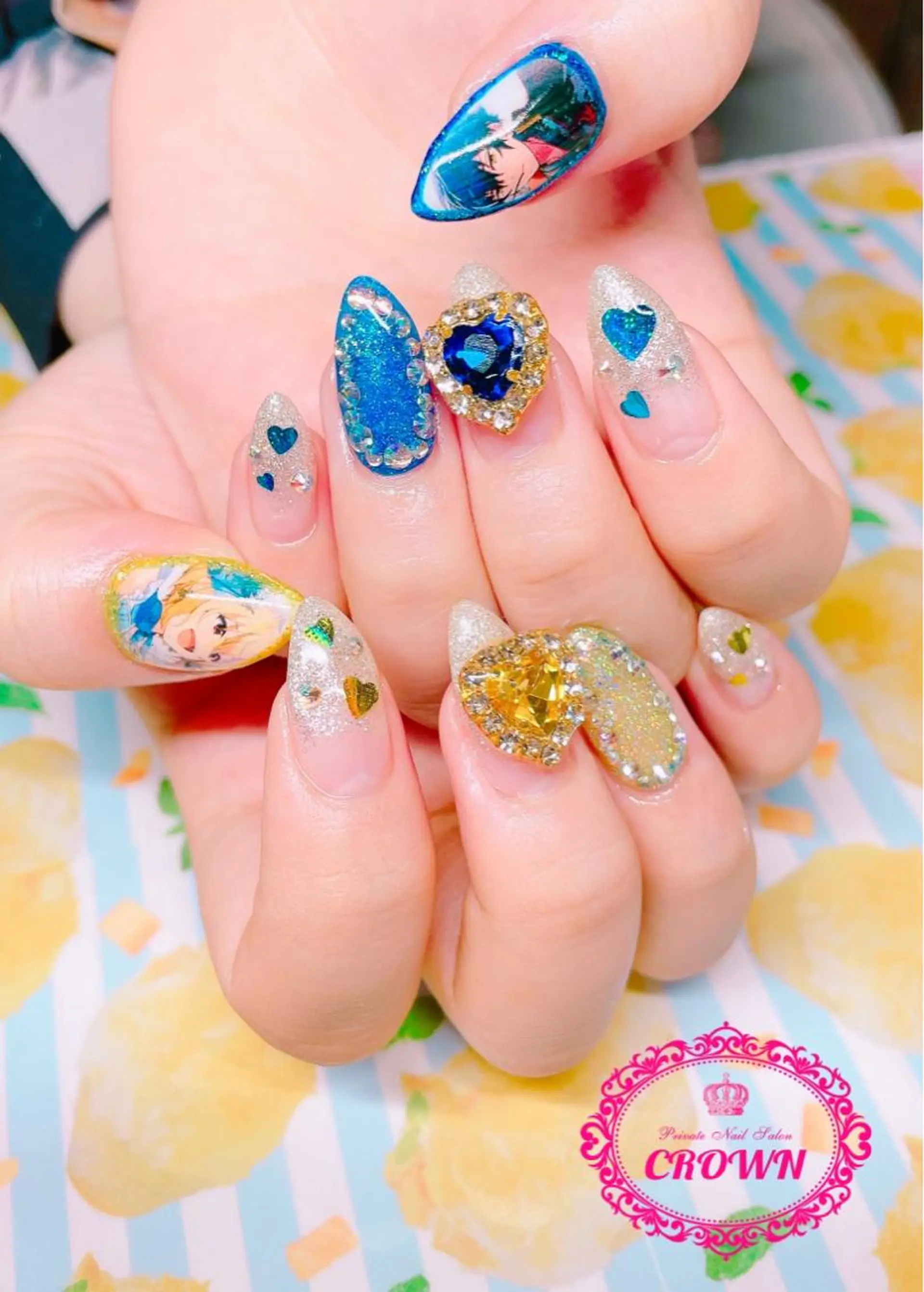 ネイル ハンドネイル CROWN プライベートサロンのネイルデザイン