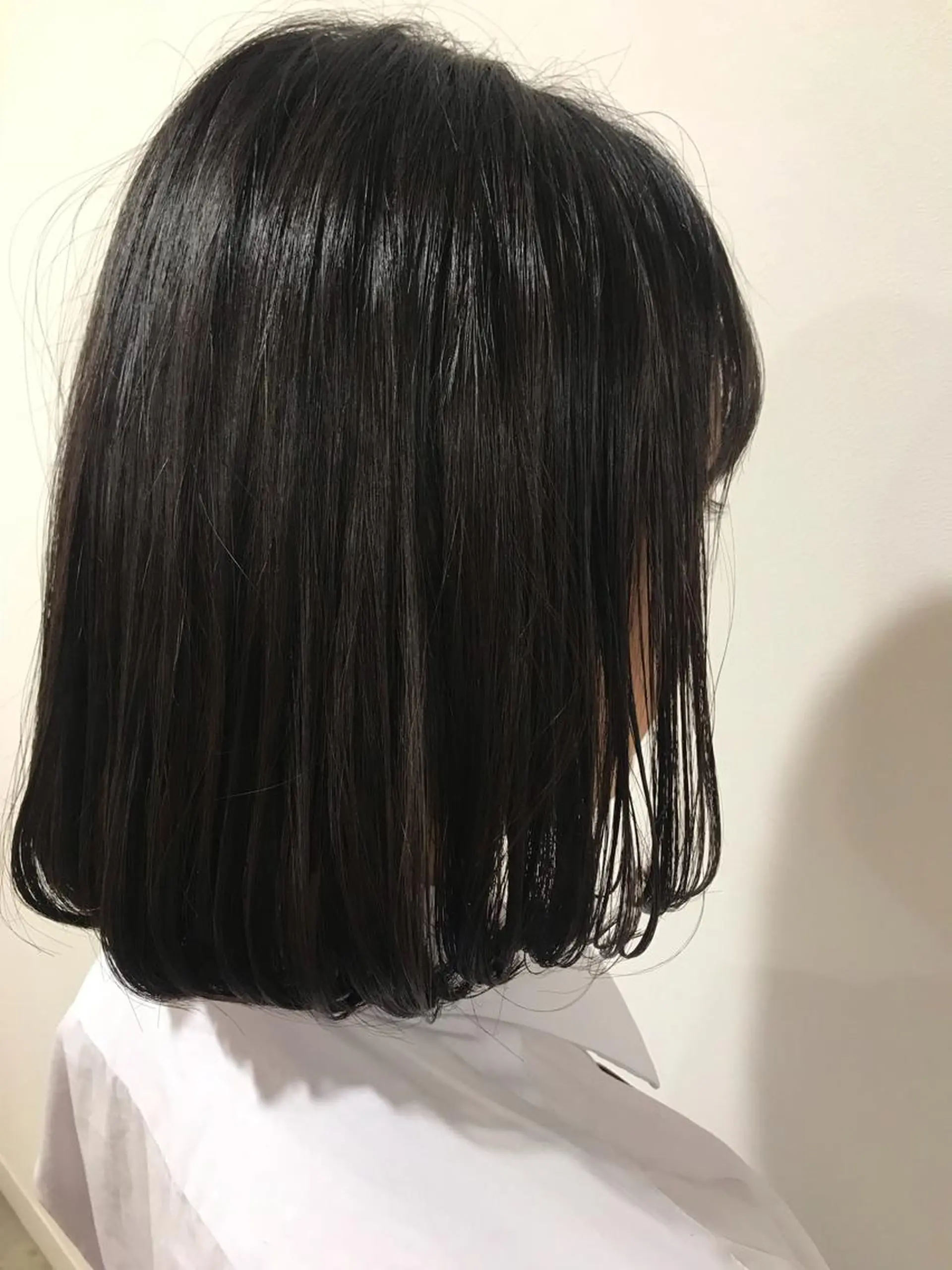 ミディアム 暖色カラー🍊 ボブ🌿顔周りcutのヘアスタイル