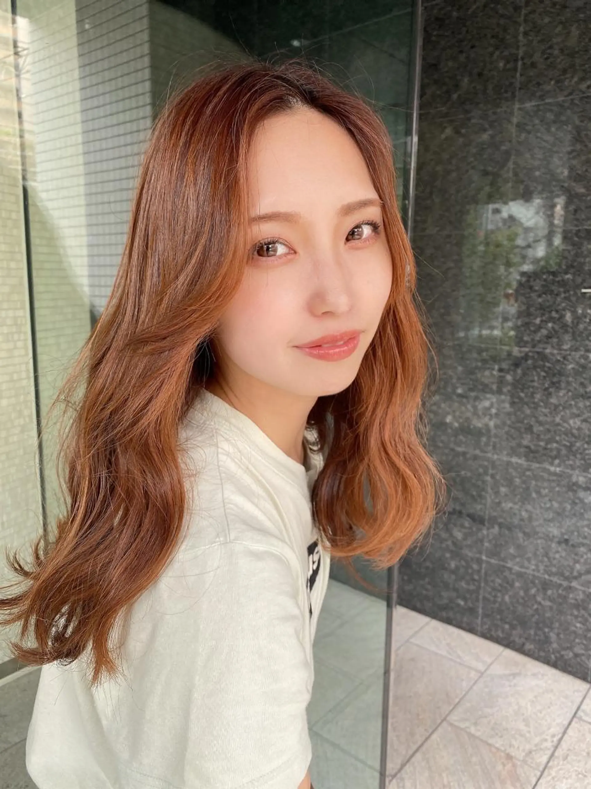 セミロング カット ヘアカラー トリートメント ヘアセット また会いたくなる 美容師【KENTA】のヘアスタイル