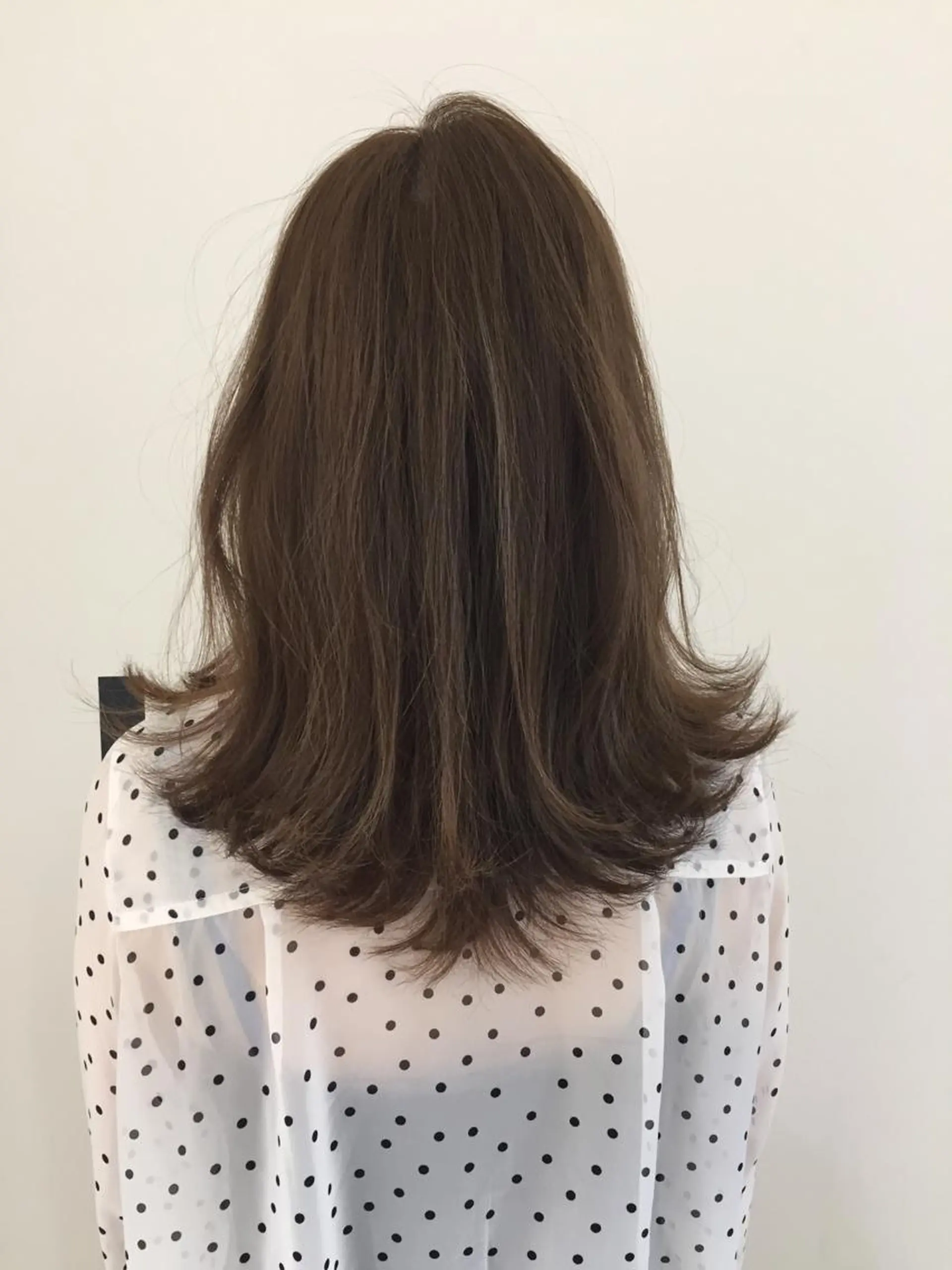 ミディアム カラー ベージュカラー 外国人風カラー ヘアカラー ✂️小顔カット✂️ 山本有紀のヘアスタイル
