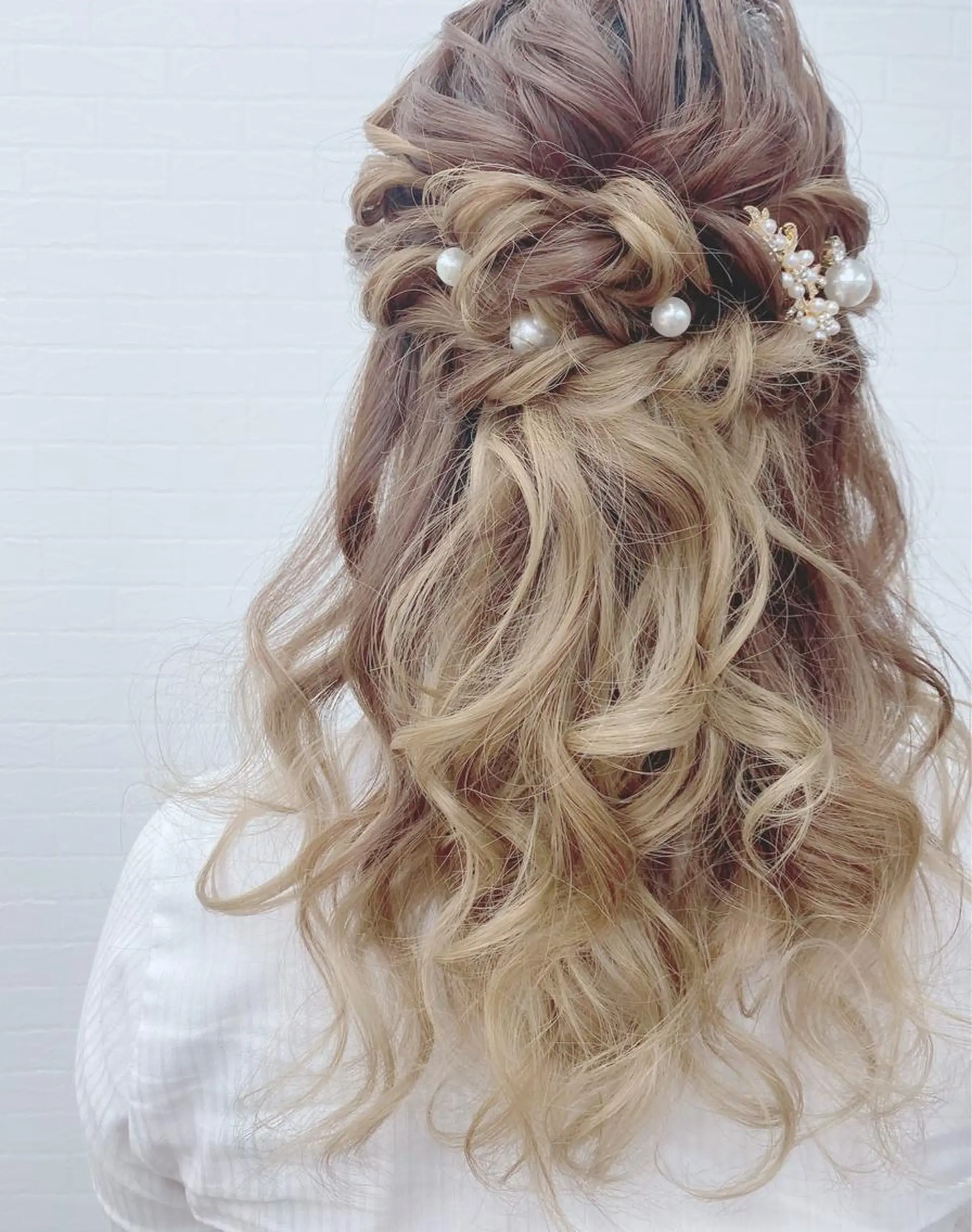 セミロング ヘアアレンジ ハーフアップ ヘアセット GRANLUSSO 〜グランルッソ駅前店所属・木口 嘉美のヘアスタイル