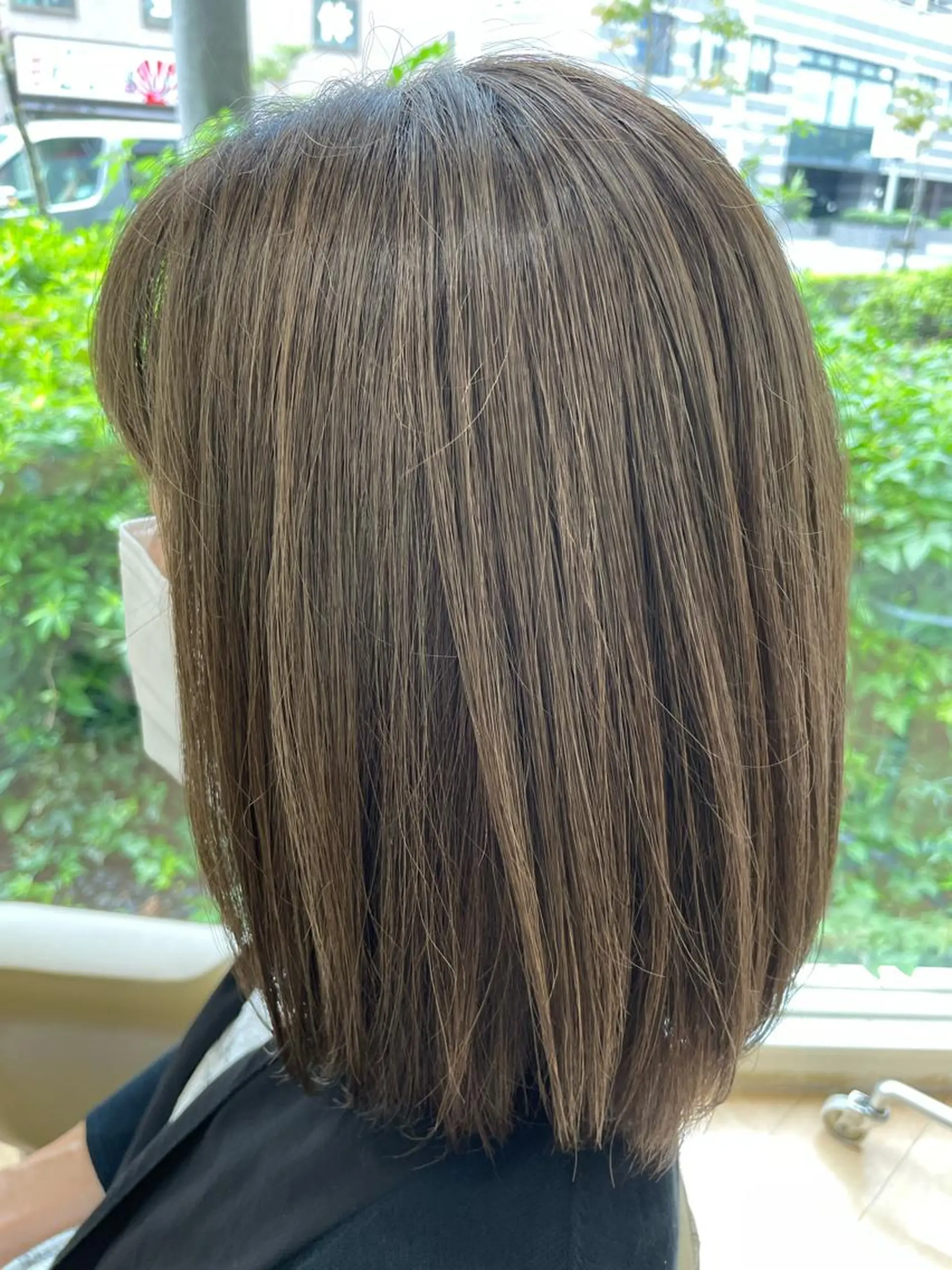 ミディアム 福原 亜祐美のヘアスタイル