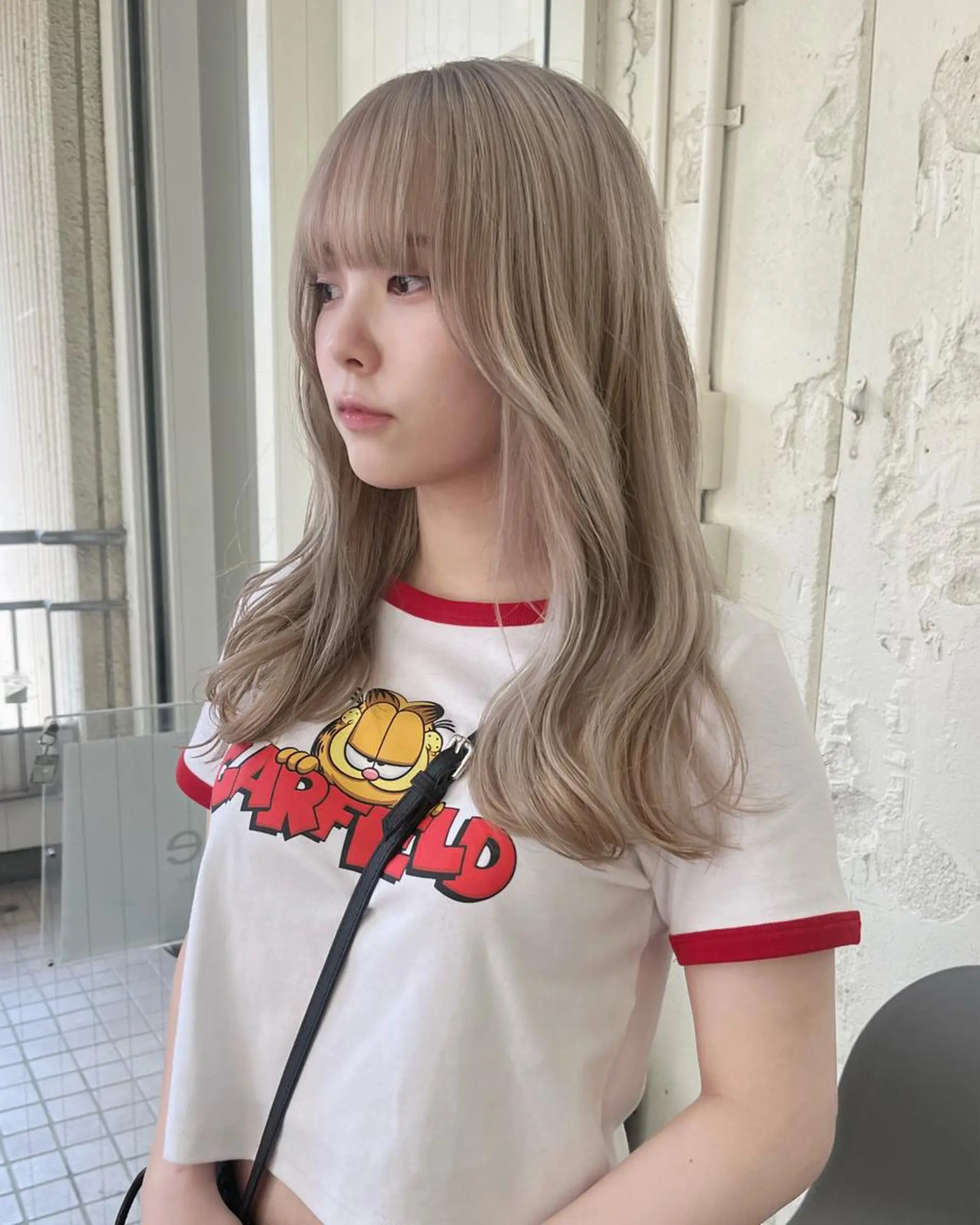 ロング カラー ベージュカラー ホワイトベージュ 韓国風ヘア ハイトーン🦢 Natsumiのヘアスタイル