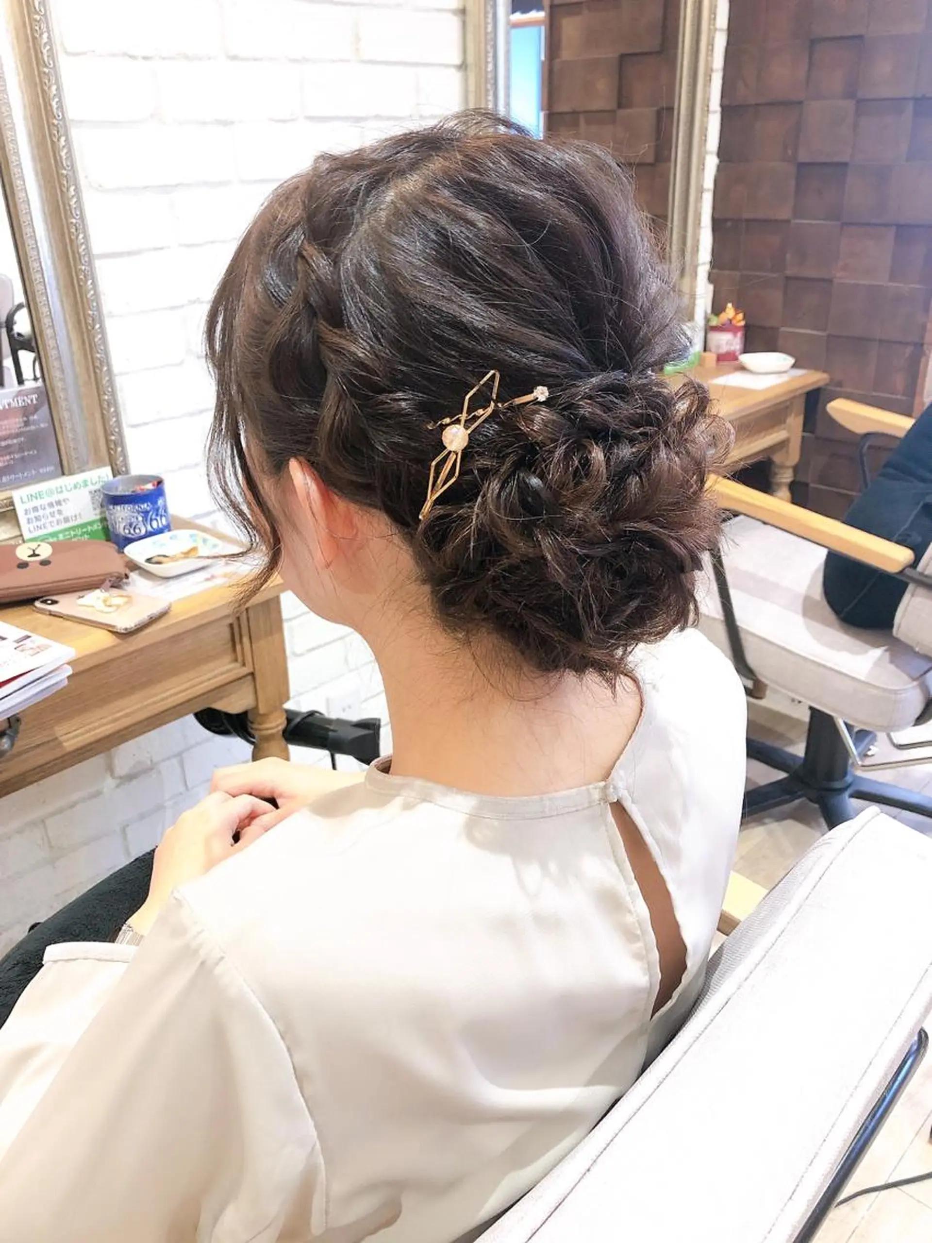 ロング ヘアアレンジ flammeum三軒茶屋店所属・あおき まなのヘアスタイル
