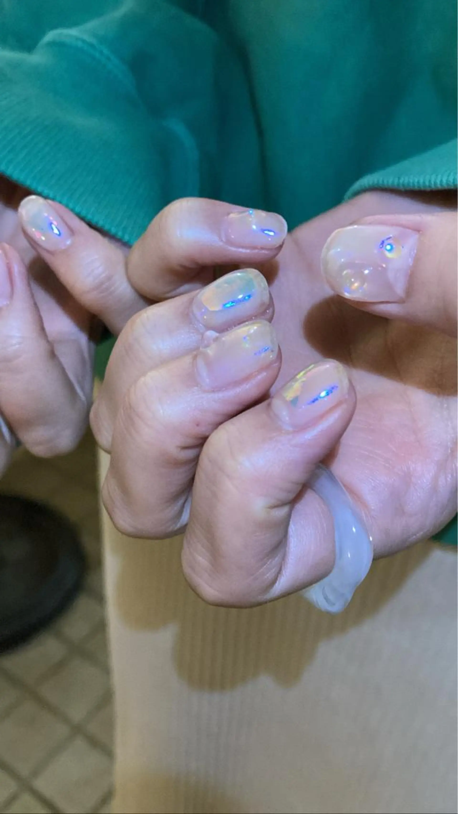ネイル nailsalon　hue所属・小山 羽奈のネイルデザイン