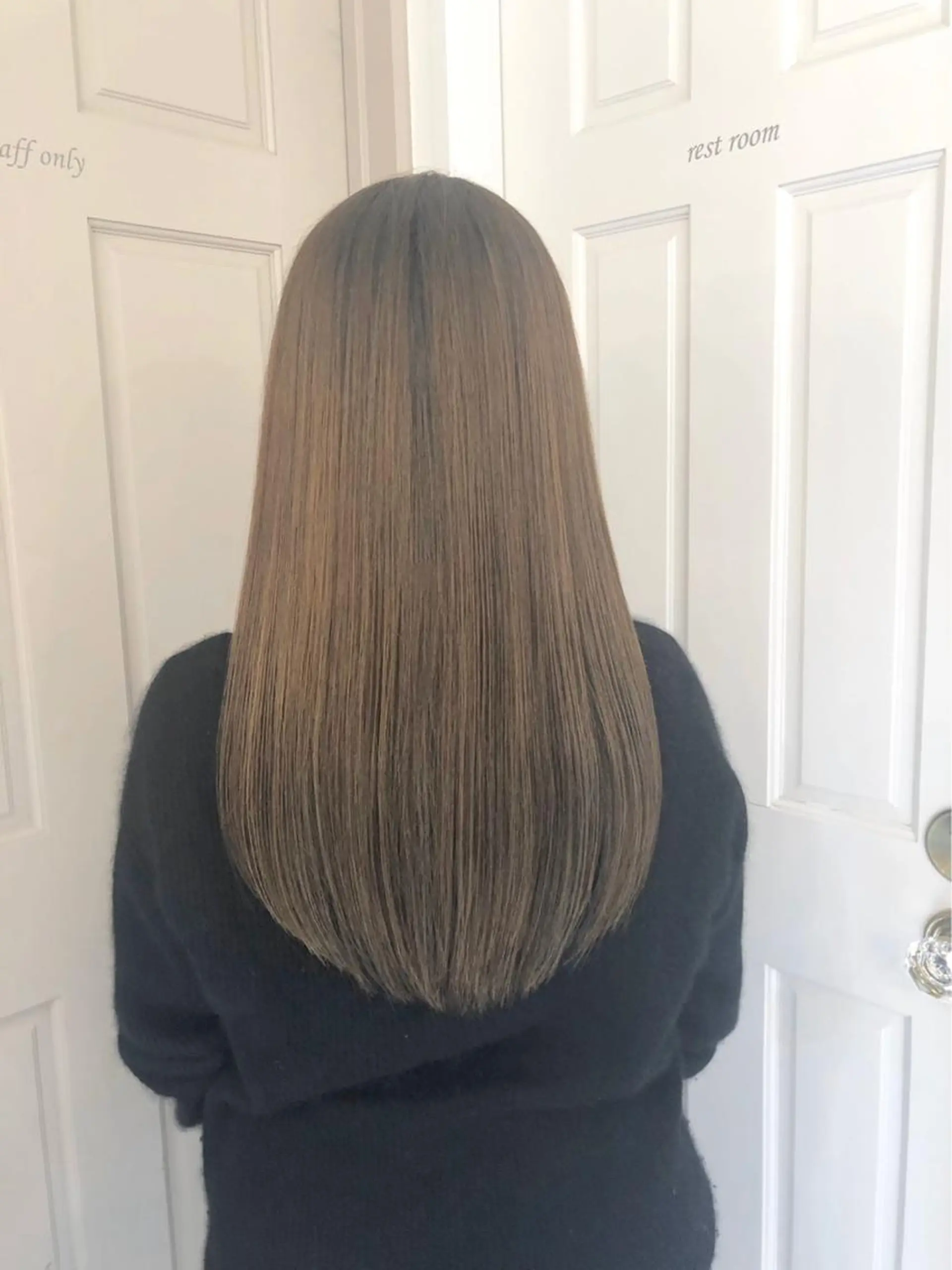 セミロング 韓国ヘア/レイヤー/ 縮毛矯正🫧伊勢のヘアスタイル