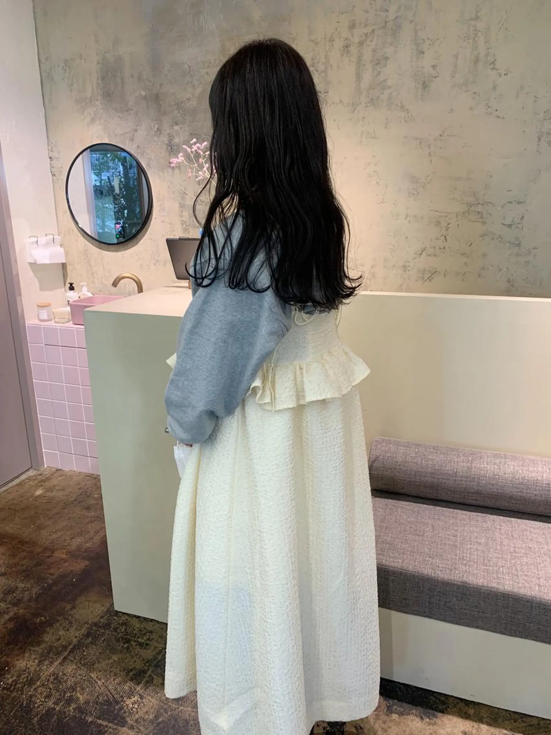 ロング カラー 黒髪 ブルーカラー ブルーブラック yupi🐈‍⬛ レイヤー/パーマのヘアスタイル