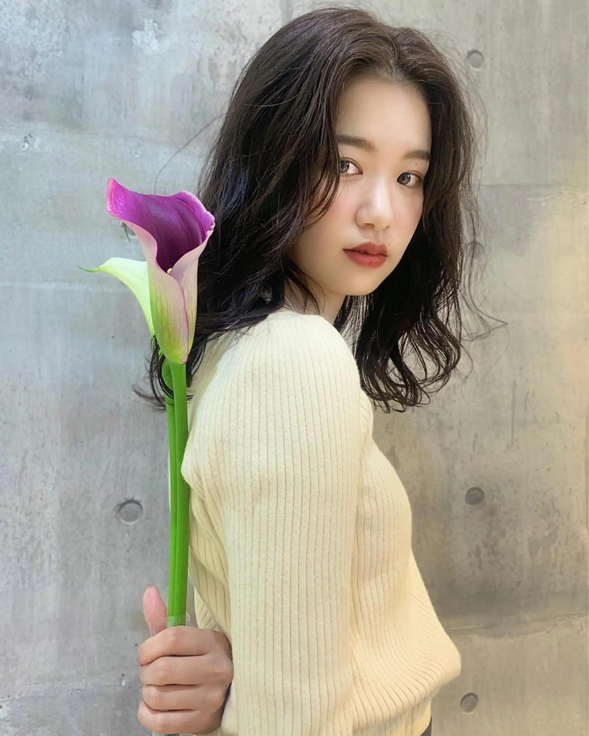 ミディアム カラー パーマ 🇺🇸✂️🍟 こんあゆみのヘアスタイル