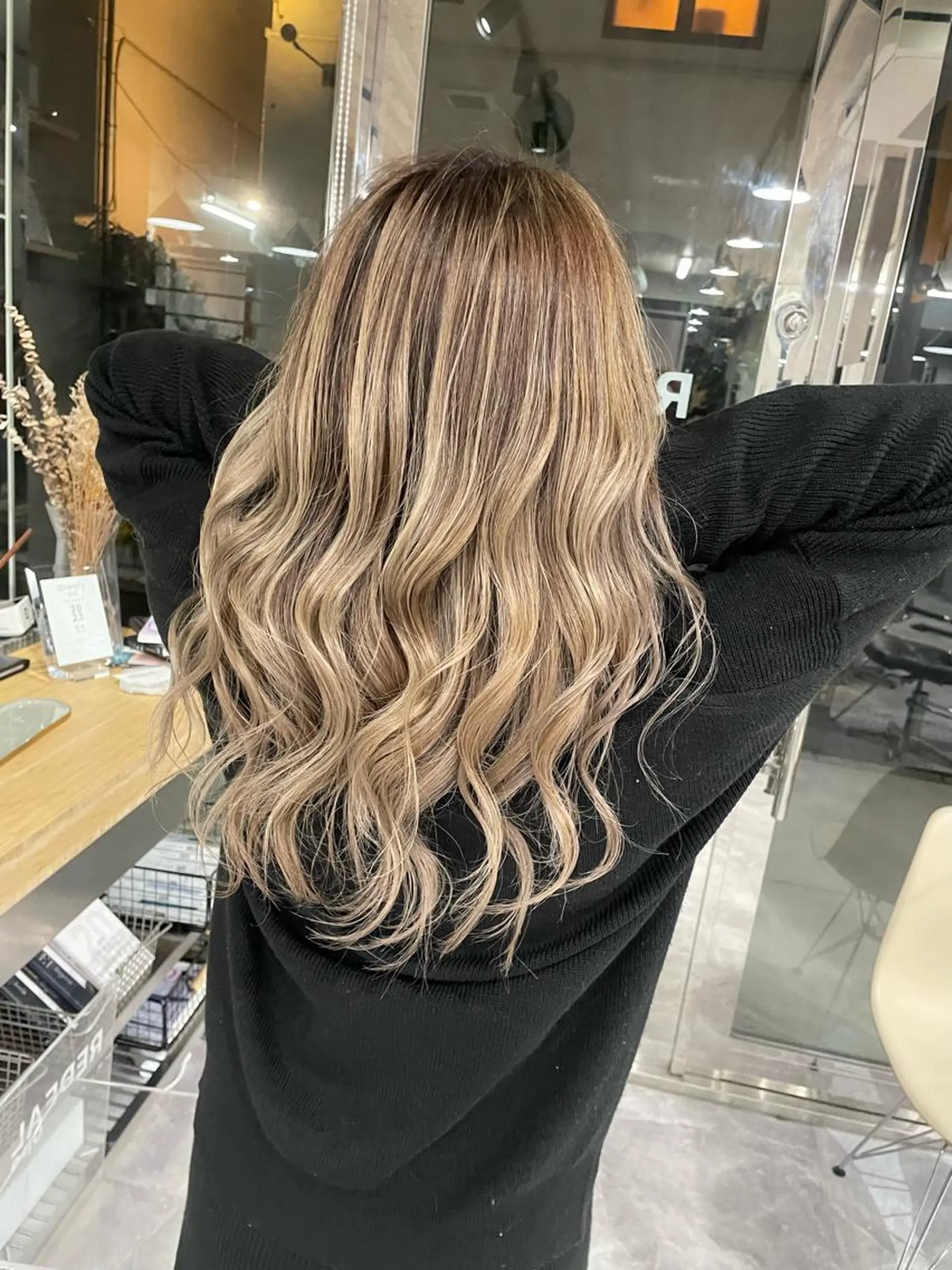 セミロング レイヤーカット REDEAL SHIBUYA所属・maya/レイヤー カット/ミインパーマのヘアスタイル