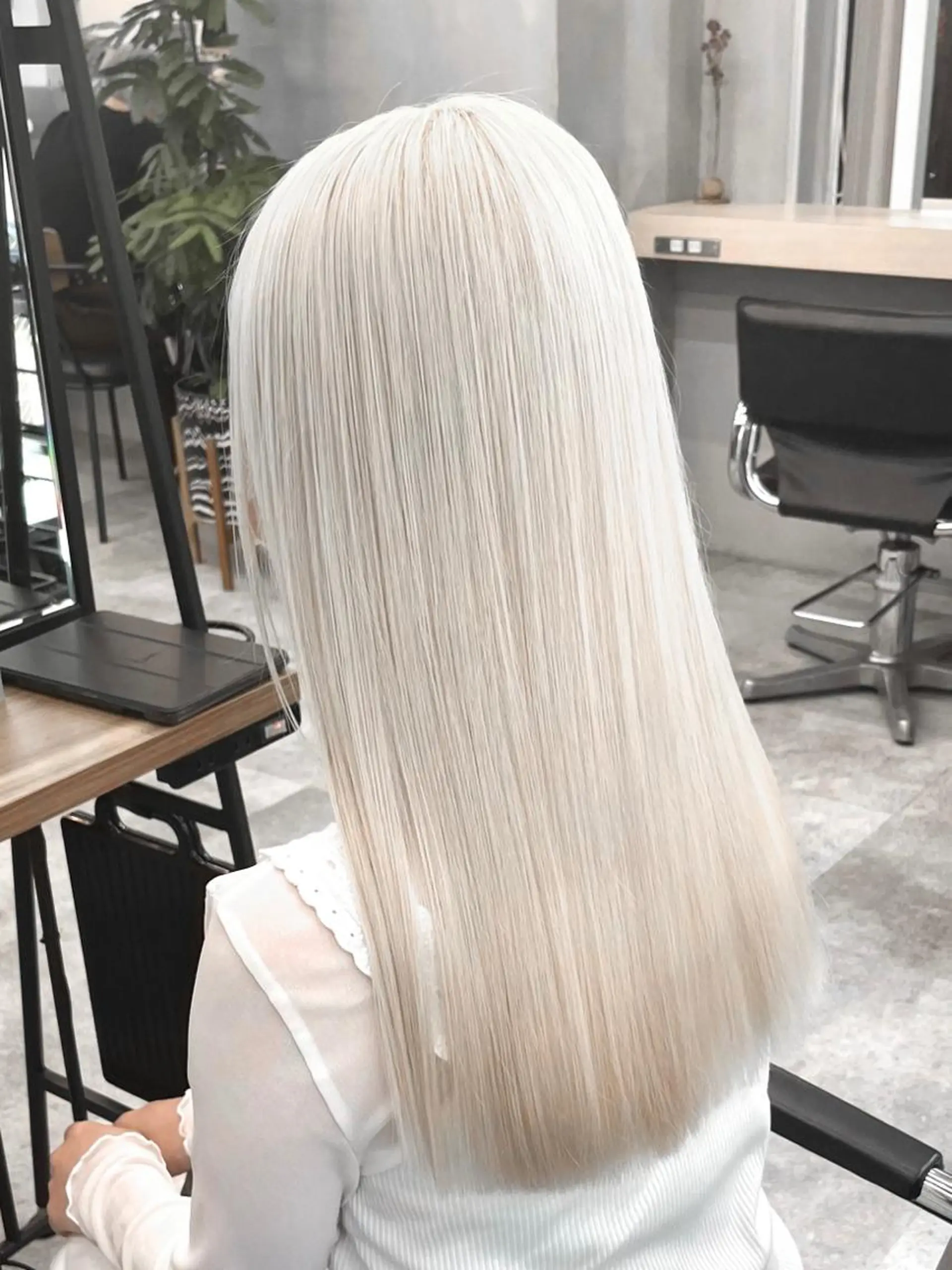 セミロング ヘアカラー トリートメント ウルフ/レイヤー ⚡️ITSUKU⚡️のヘアスタイル