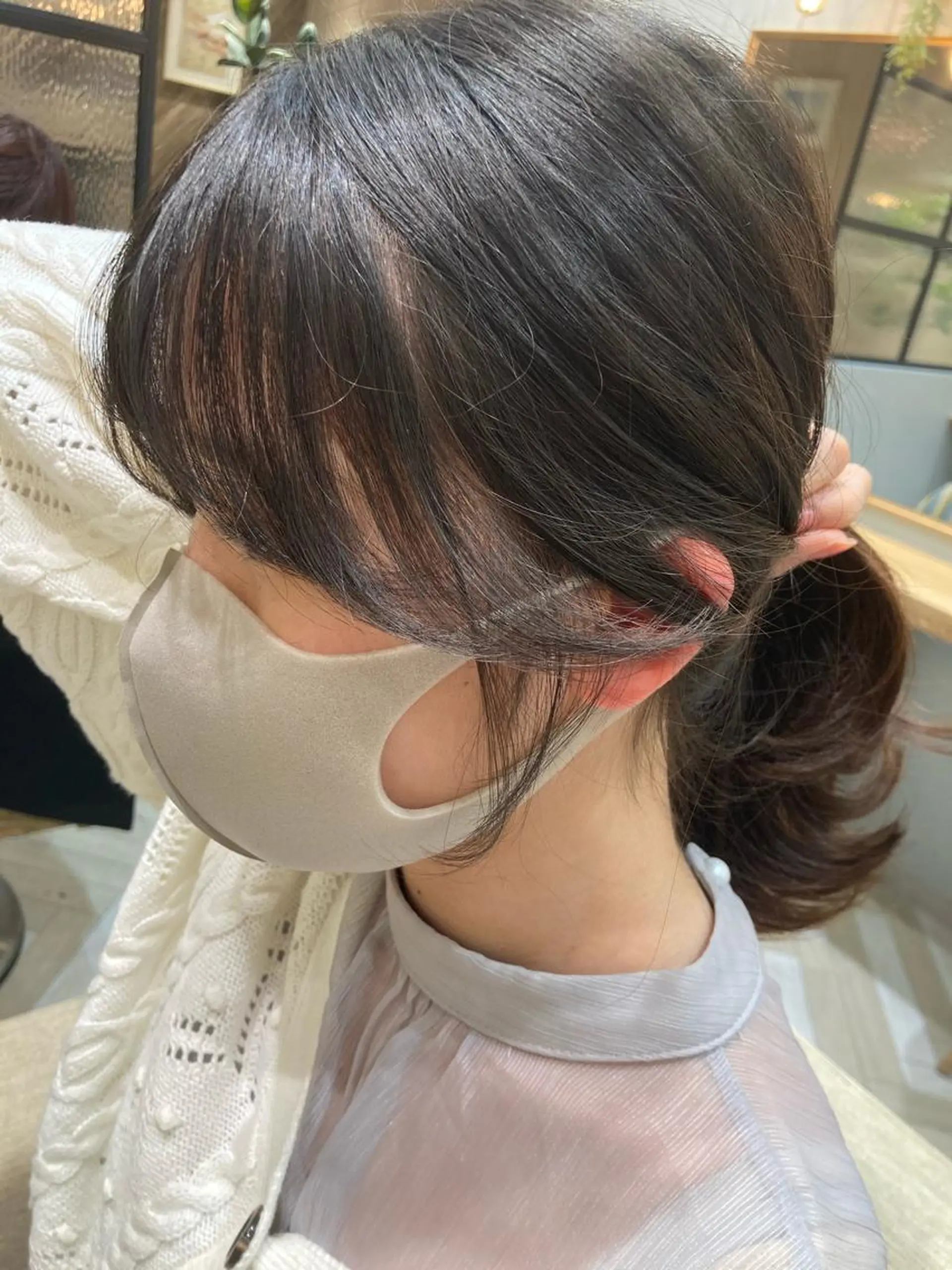 セミロング 顔まわりレイヤー 韓国風ヘア レイヤーカット シースルーバング 小顔カット Loom .by Sea  ルームバイシー所属・レイヤー/前髪/ 韓国/CHIHIROのヘアスタイル