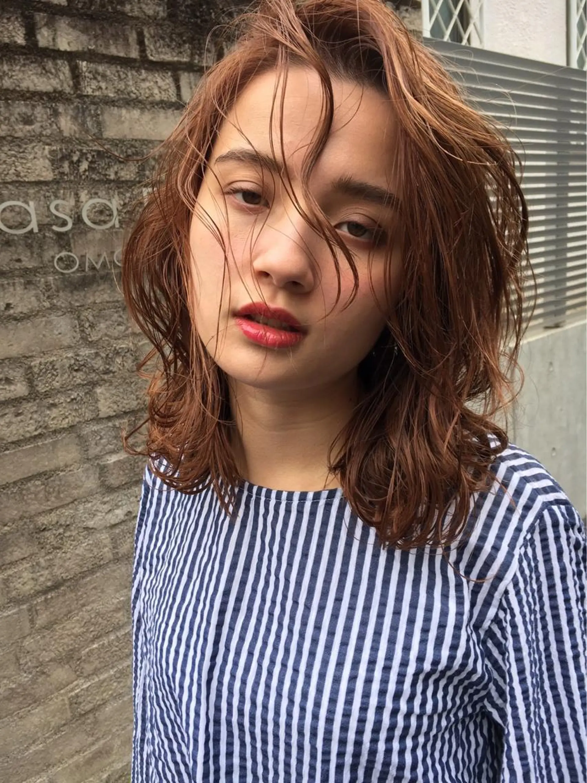 ミディアム 透明感/オリーブ/ グレージュ/YUKAのヘアスタイル