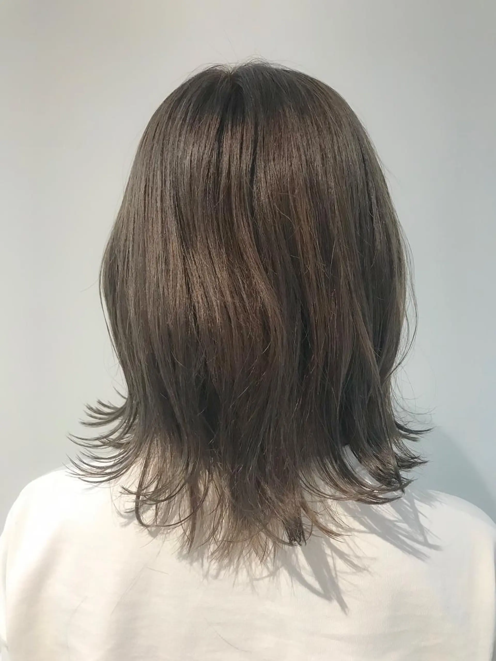 ミディアム カラー 神奈川大学最寄り白楽 三本松巧のヘアスタイル