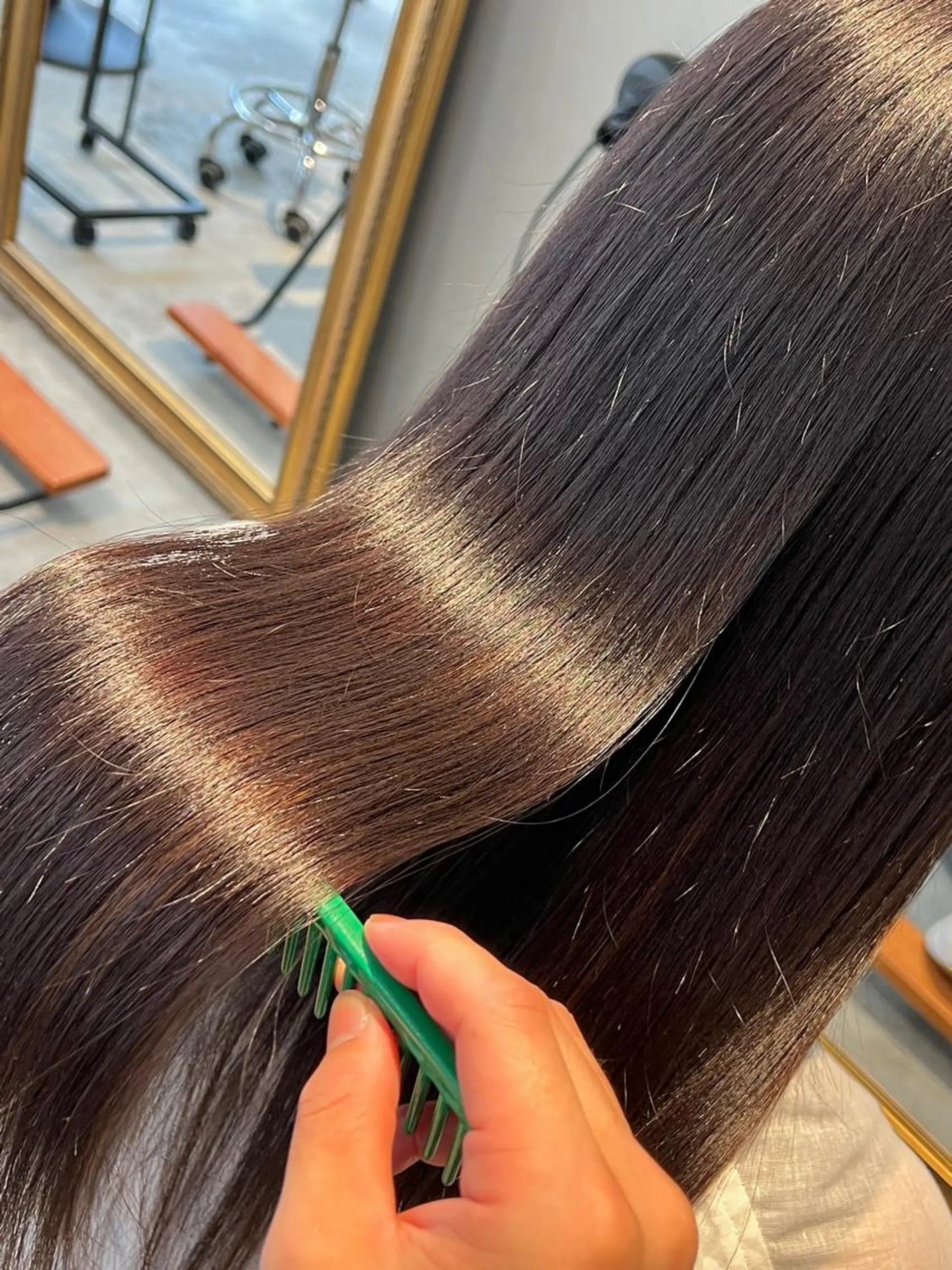 ロング 目を惹く艶髪/髪質 改善カラー🤎ぐっちのヘアスタイル