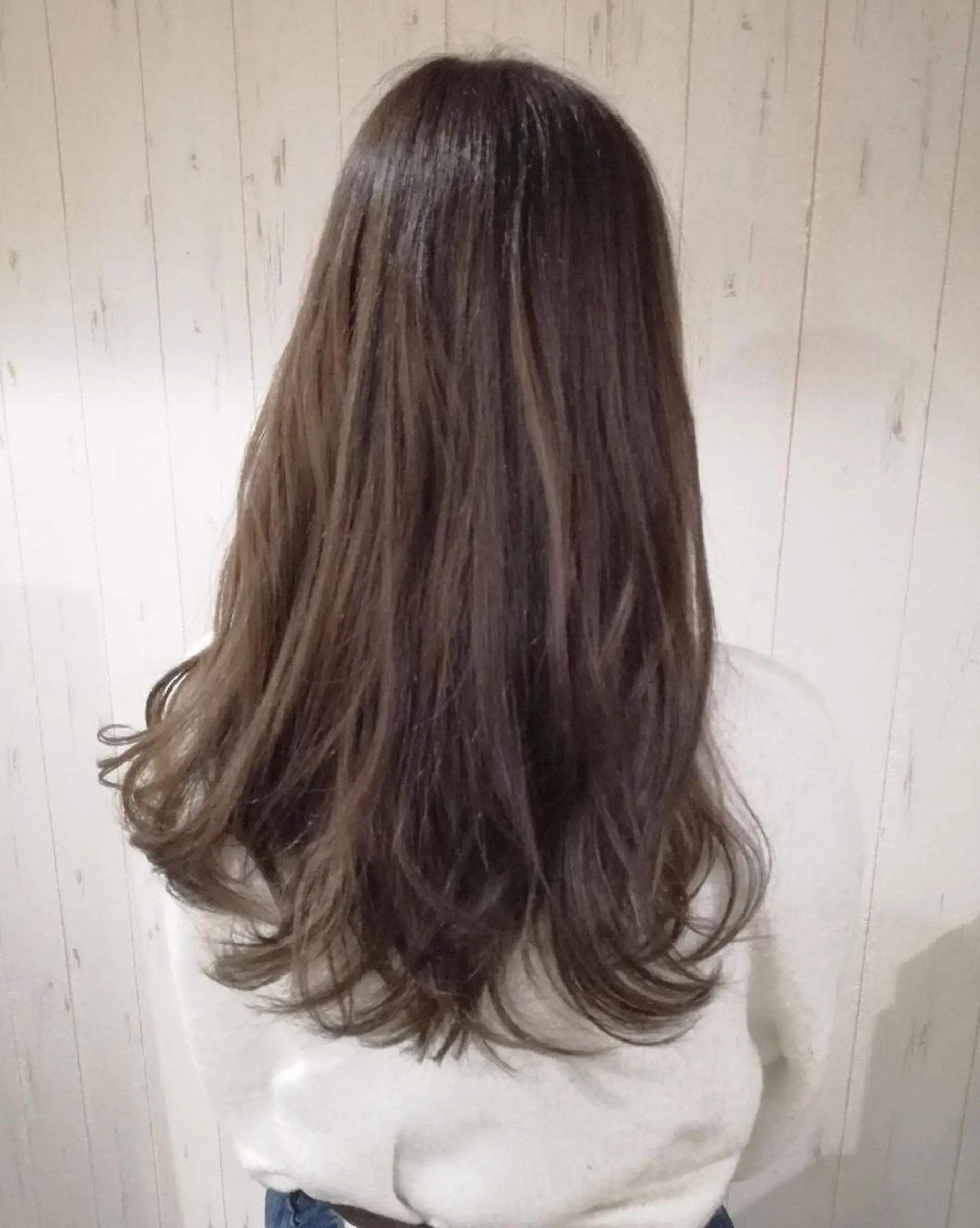 ロング カラー ベージュカラー 西川 敏夫のヘアスタイル