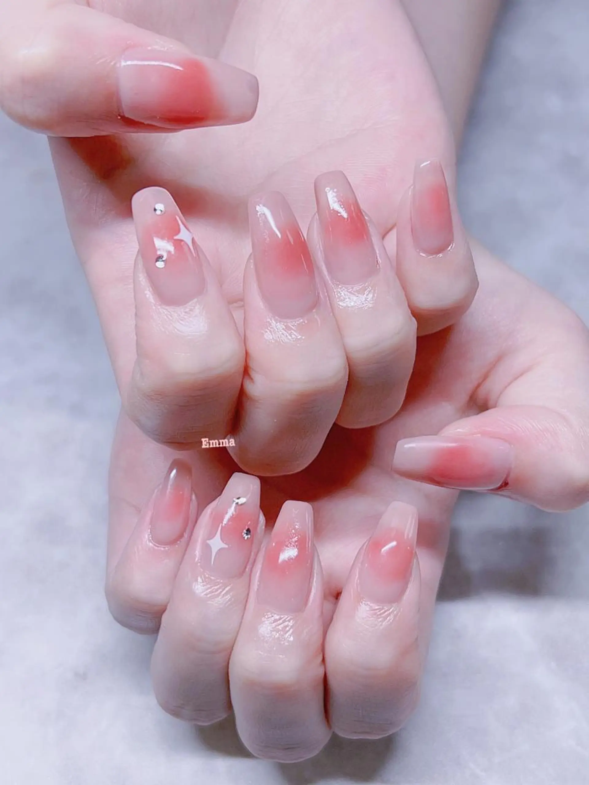 ネイル チークネイル ワンホンネイル She   Nail所属・ISA_ BELLAのネイルデザイン