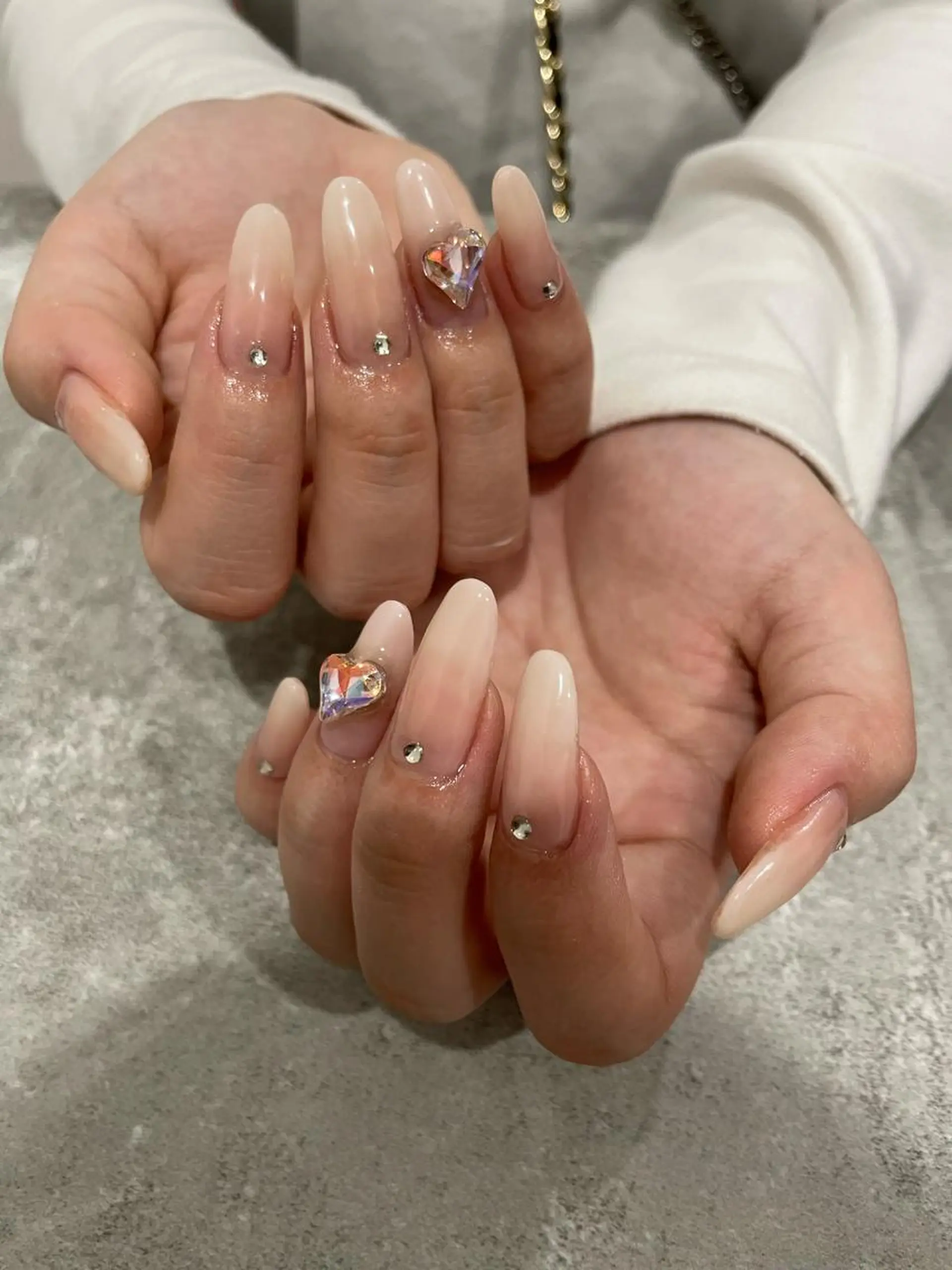 ネイル 持ち込み Raviliss ♡のネイルデザイン