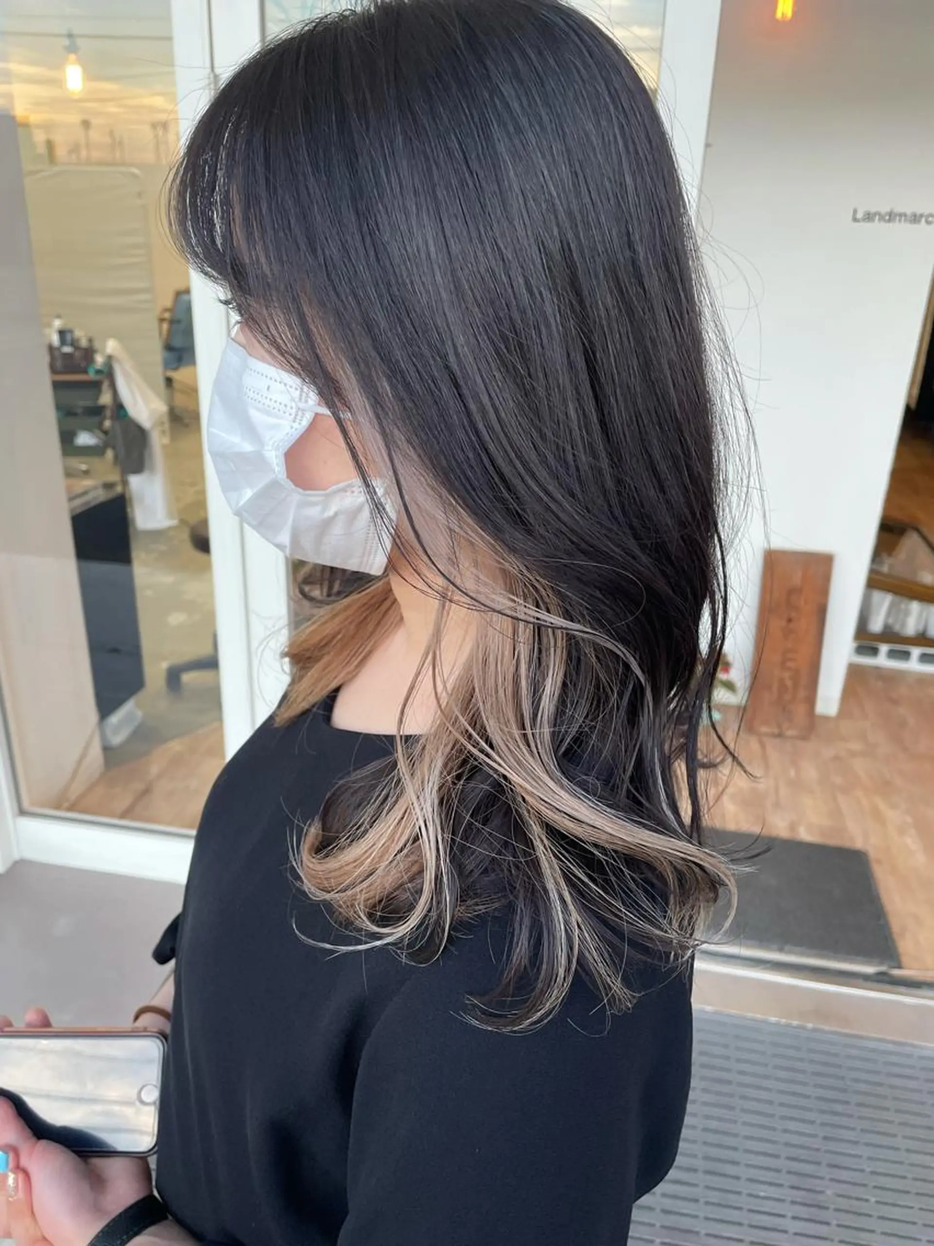 ロング カラー ベージュカラー 黒髪 ブルーカラー ブルーブラック デザインカラー 錦 茉李 @lm.mari03のヘアスタイル