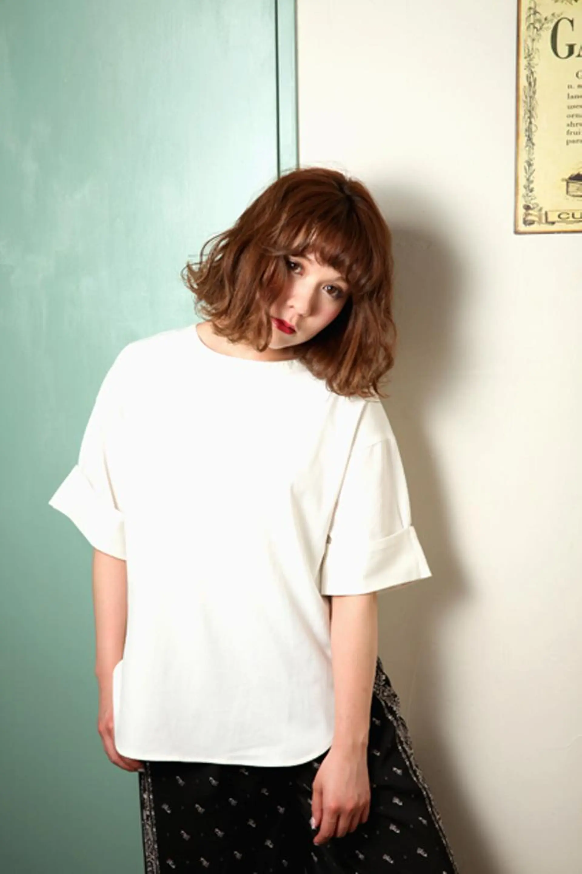 ミディアム 暖色カラー🍊 ボブ🌿顔周りcutのヘアスタイル