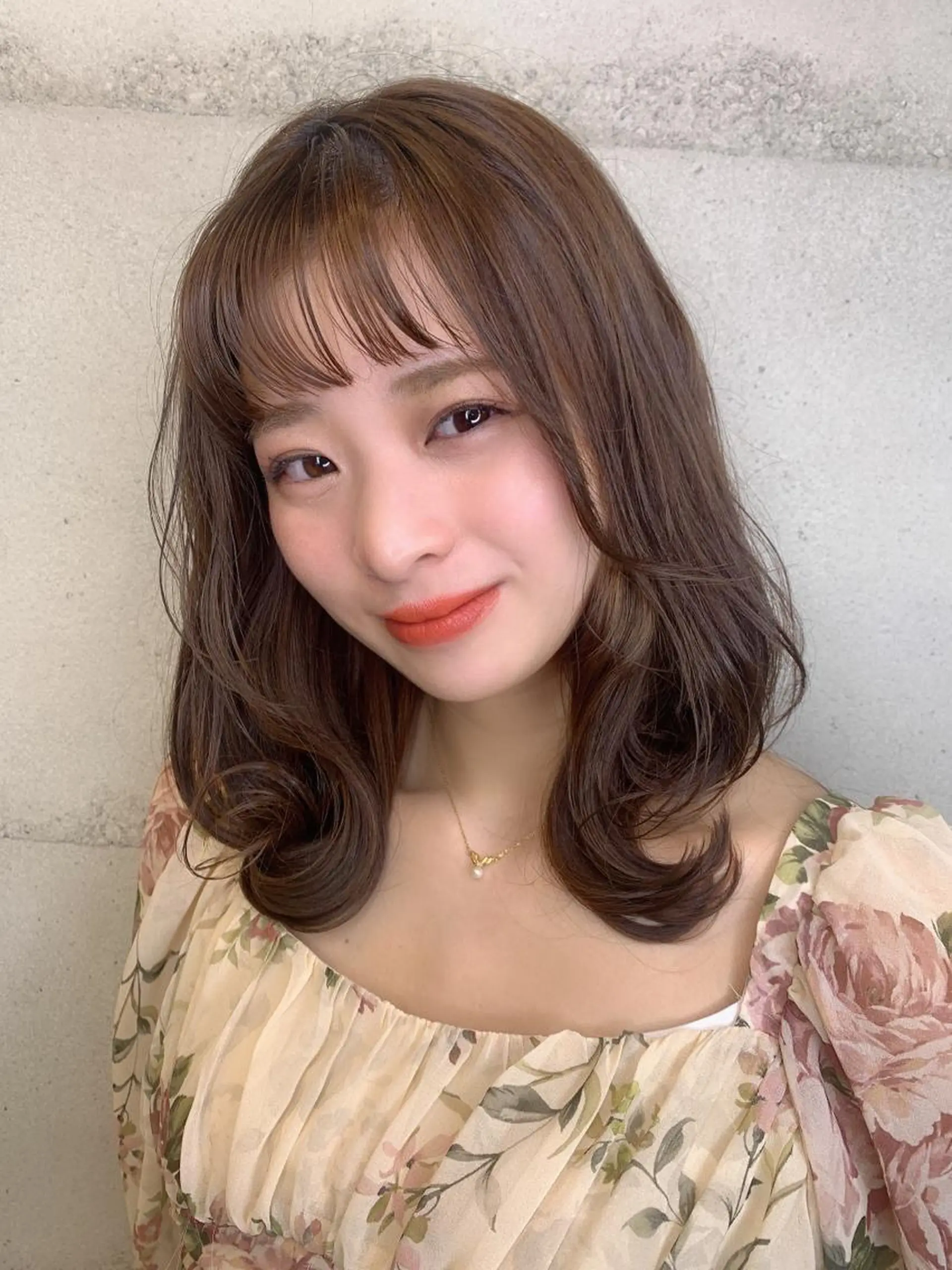 ミディアム カラー カット ヘアカラー トリートメント ヘッドスパ ヘアセット 透明感/オリーブ/ グレージュ/YUKAのヘアスタイル