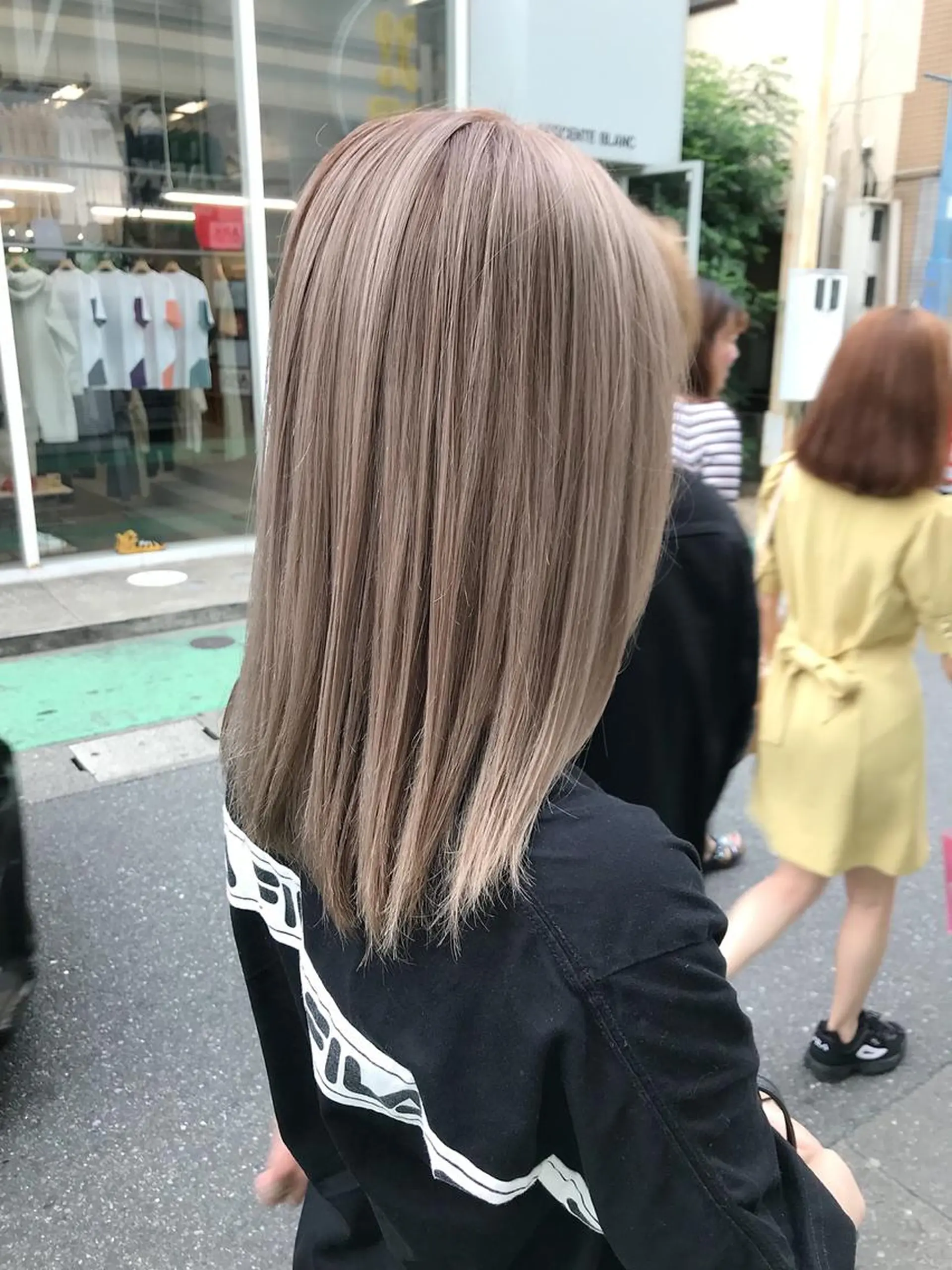 カラー LORE福岡天神 韓国/ブリーチのヘアスタイル