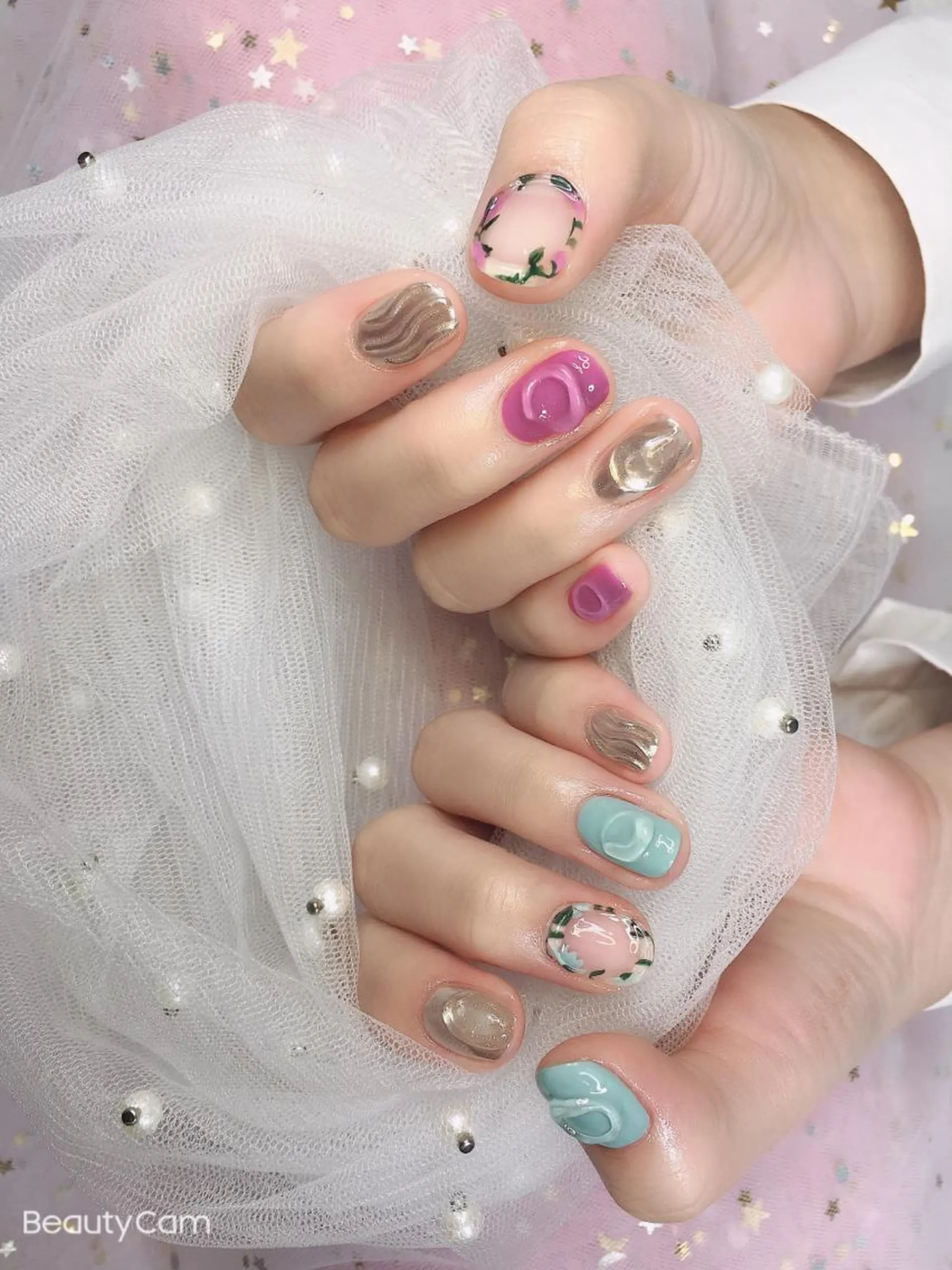 ネイル ハンドネイル ハンドケア キラー美　上野所属・キラー美 上野のネイルデザイン