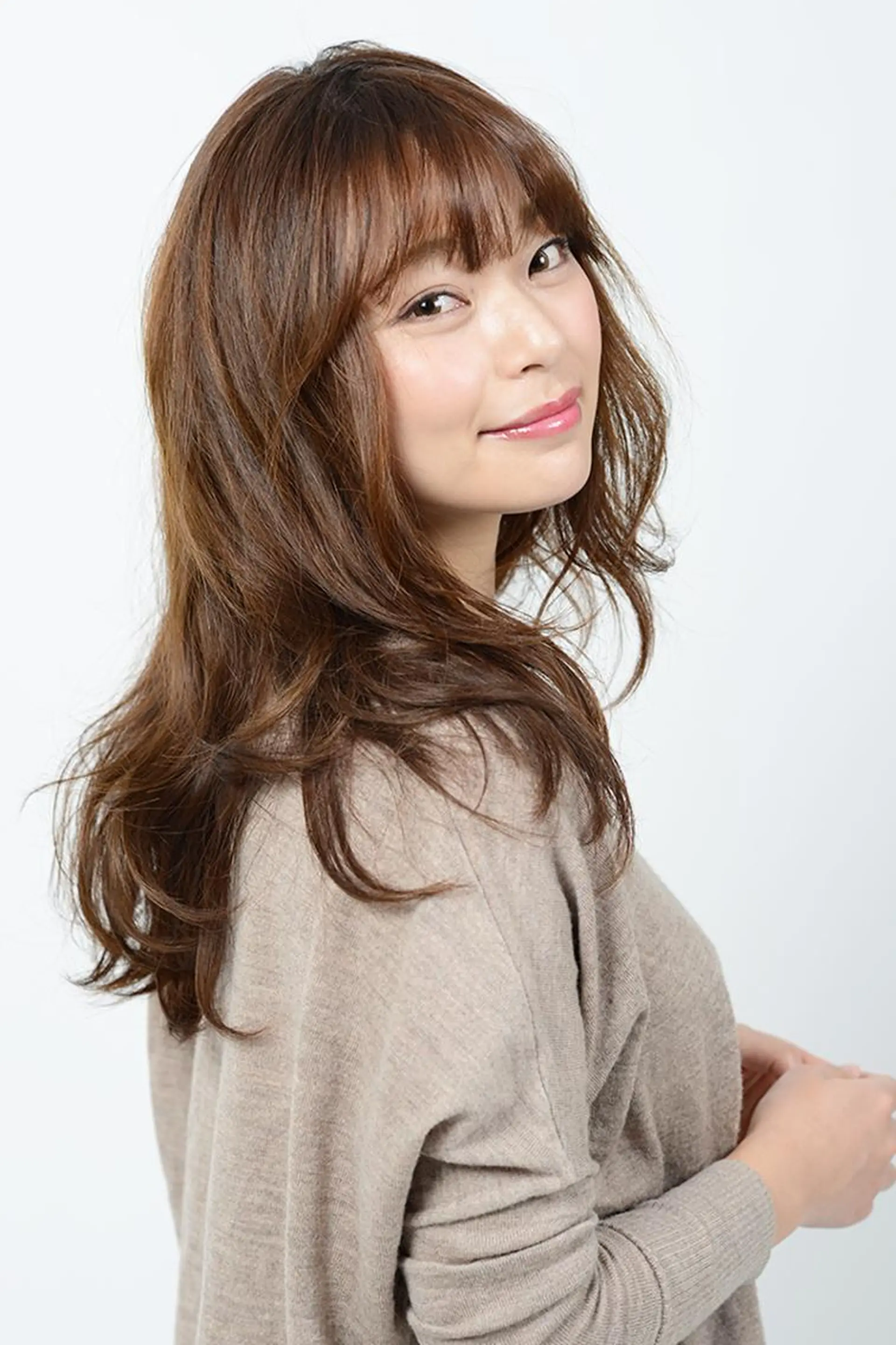 カラー ヘアメイクearth熊本嘉島所属・高岡 杏実のヘアスタイル