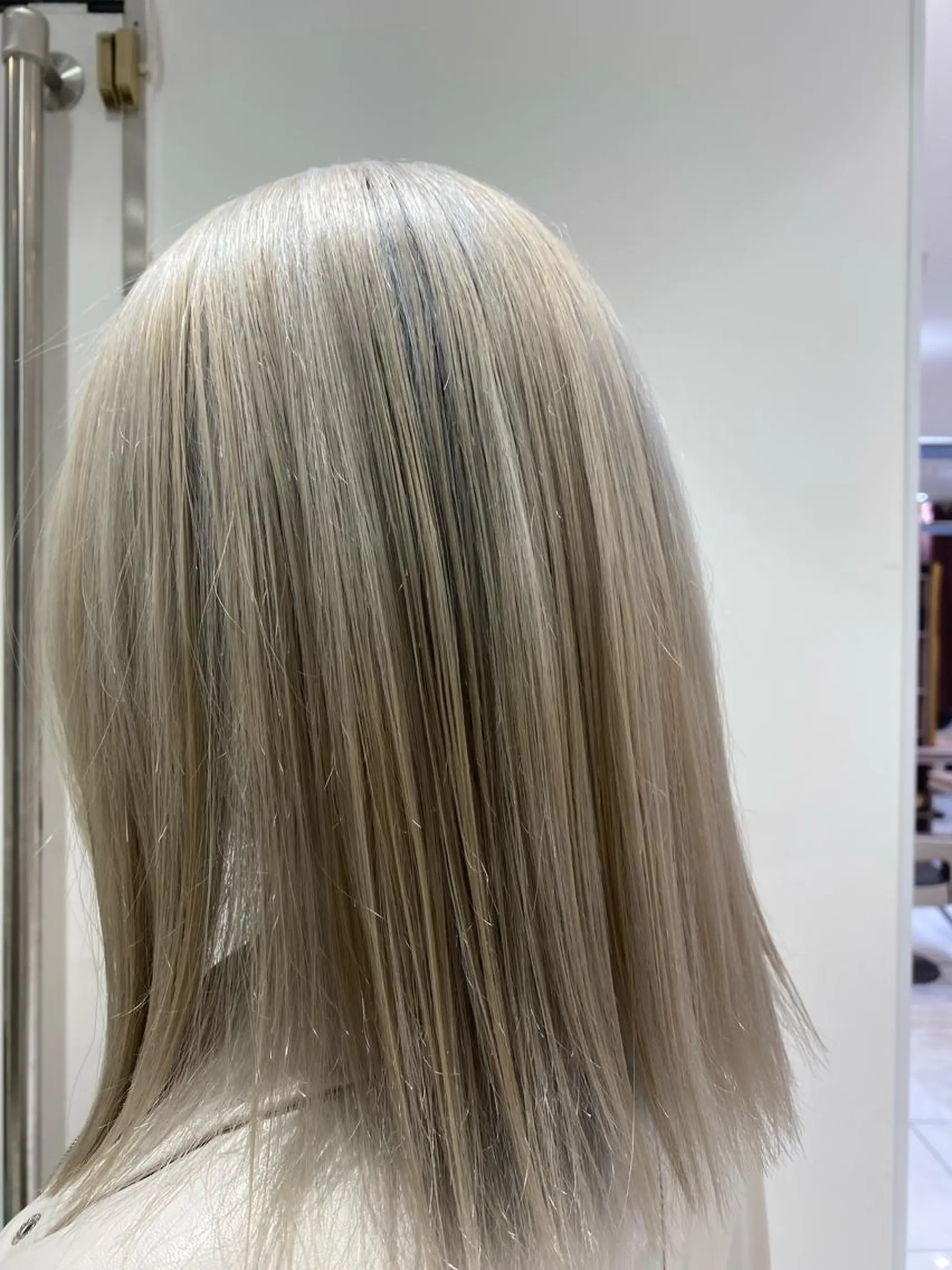 ミディアム カラー メンズ指名数No.1 鐸木桜子のヘアスタイル