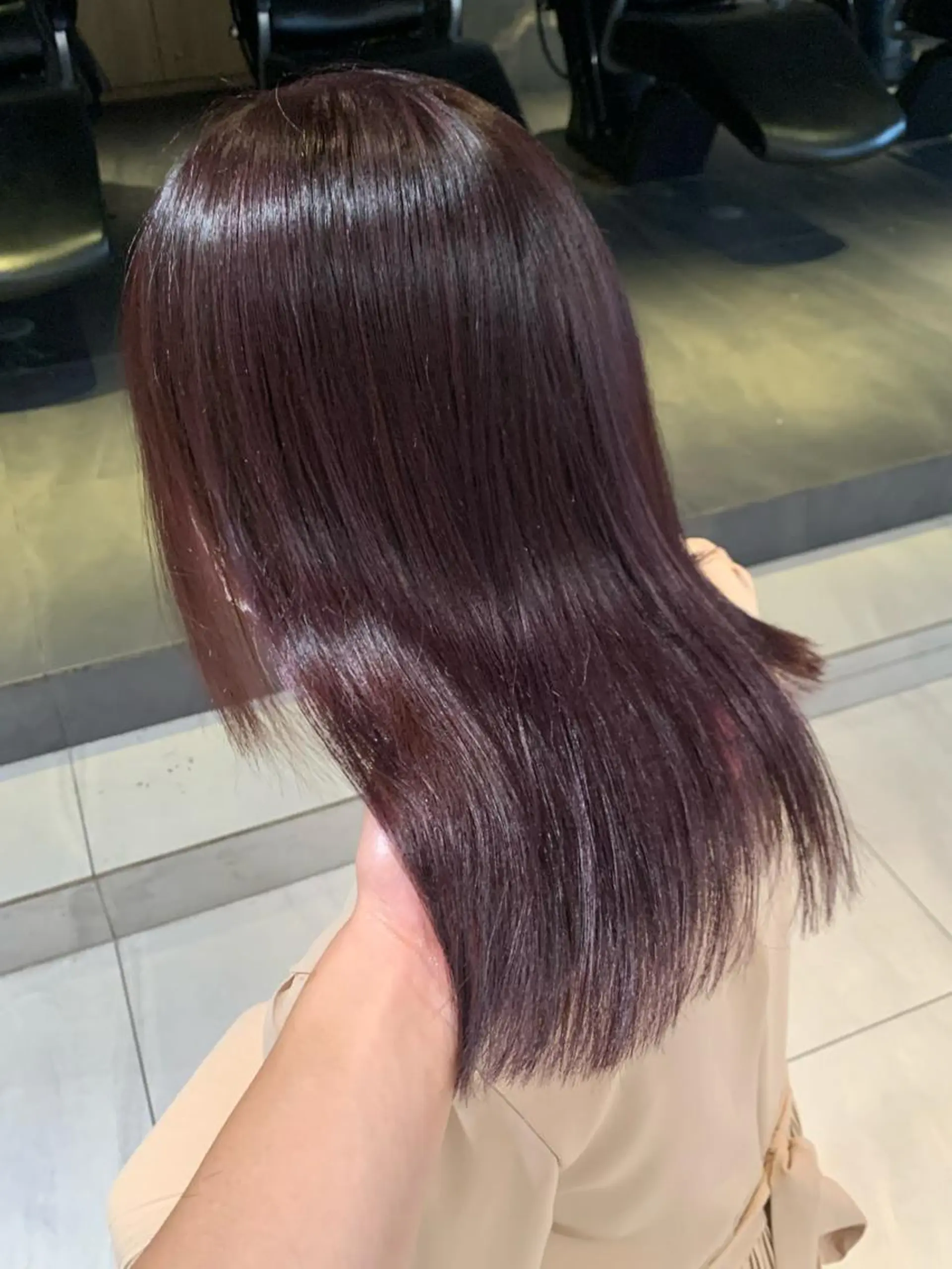 セミロング カラー パーマ ヘアアレンジ メンズ キッズ ネイル マツエク・マツパ LINDOTOKYO梅田所属・酸性ストレート 髪質改善大槻勇樹のヘアスタイル